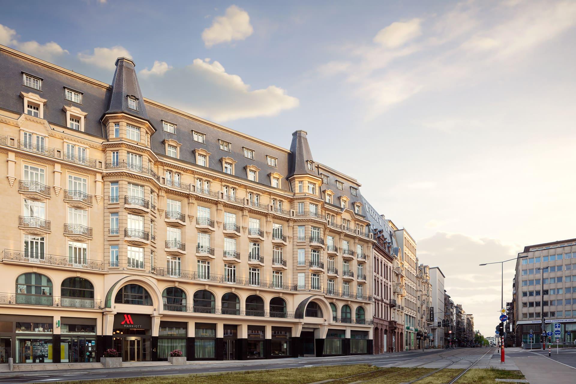 La façade de l’hôtel à Luxembourg 