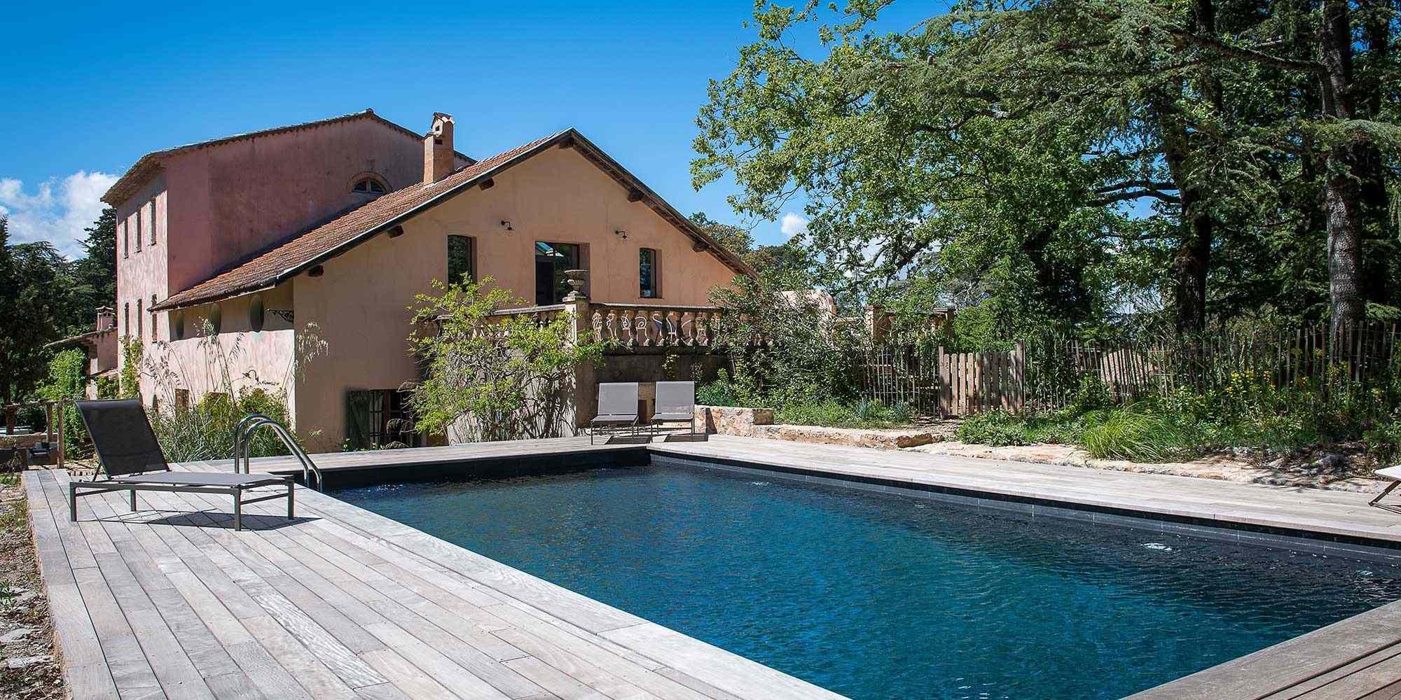 Maison d’hôtes avec piscine au cœur de la Provence © Commanderie de Peyrassol