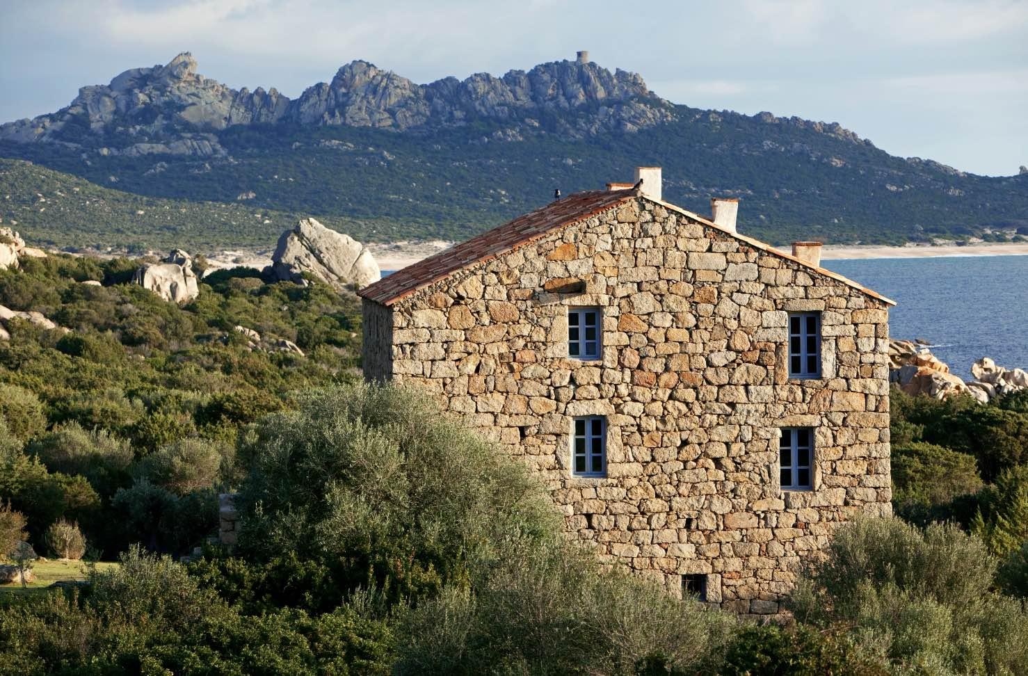La Demeure Eddera, une des nombreuses bergeries du Domaine de Murtoli © Camille Moirenc