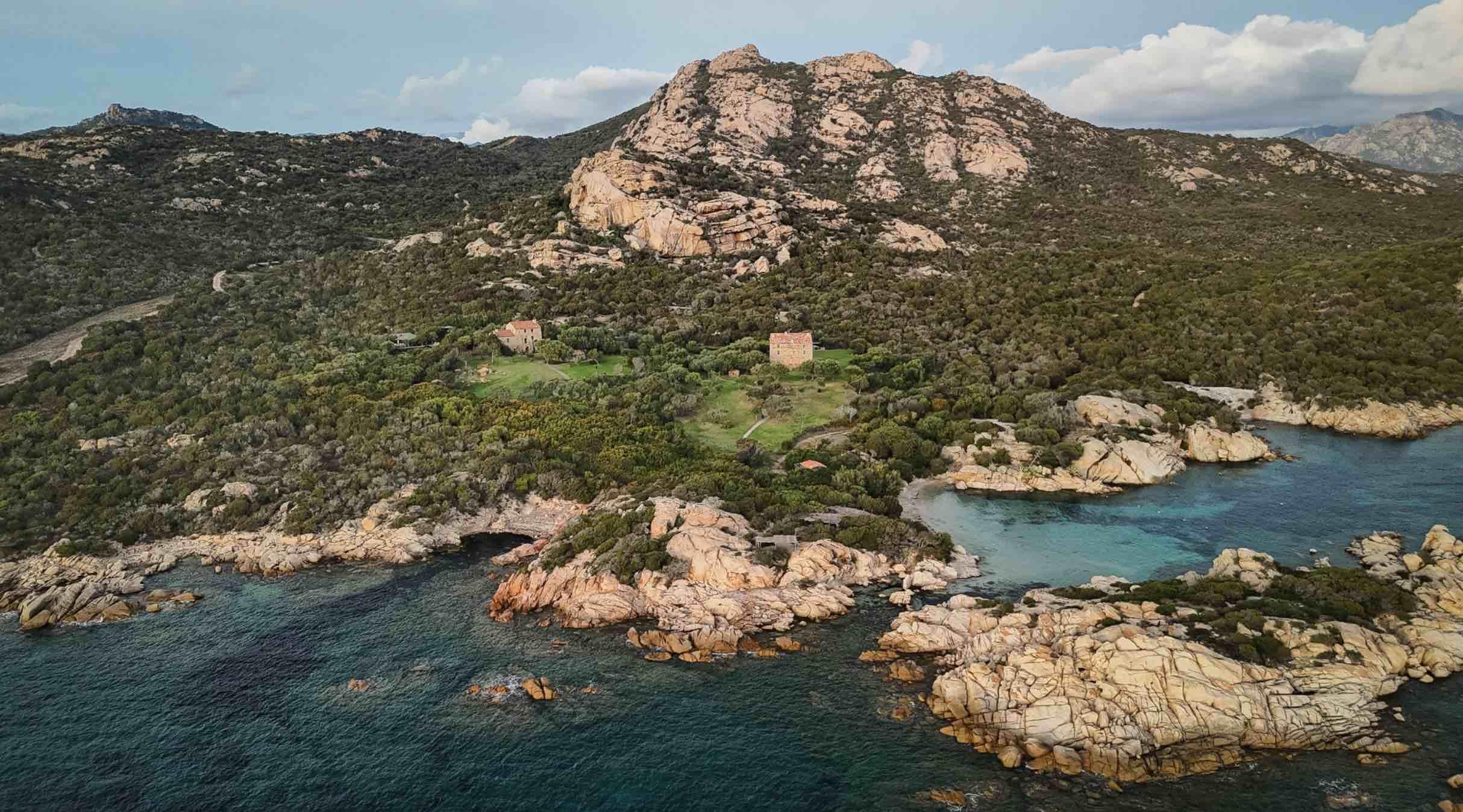 Au Domaine de Murtoli en Corse, le Murtoli Pilates Club éveille les sens et renforce le corps © Mutoli
