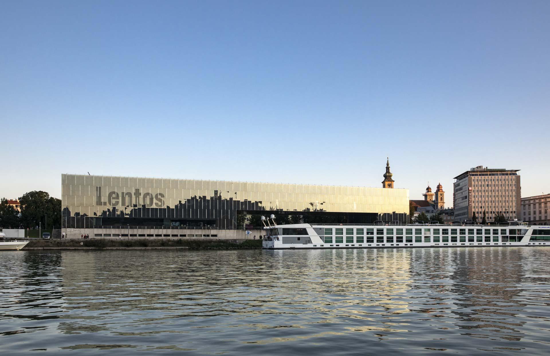 Musée Lentos © Robert Josipovic