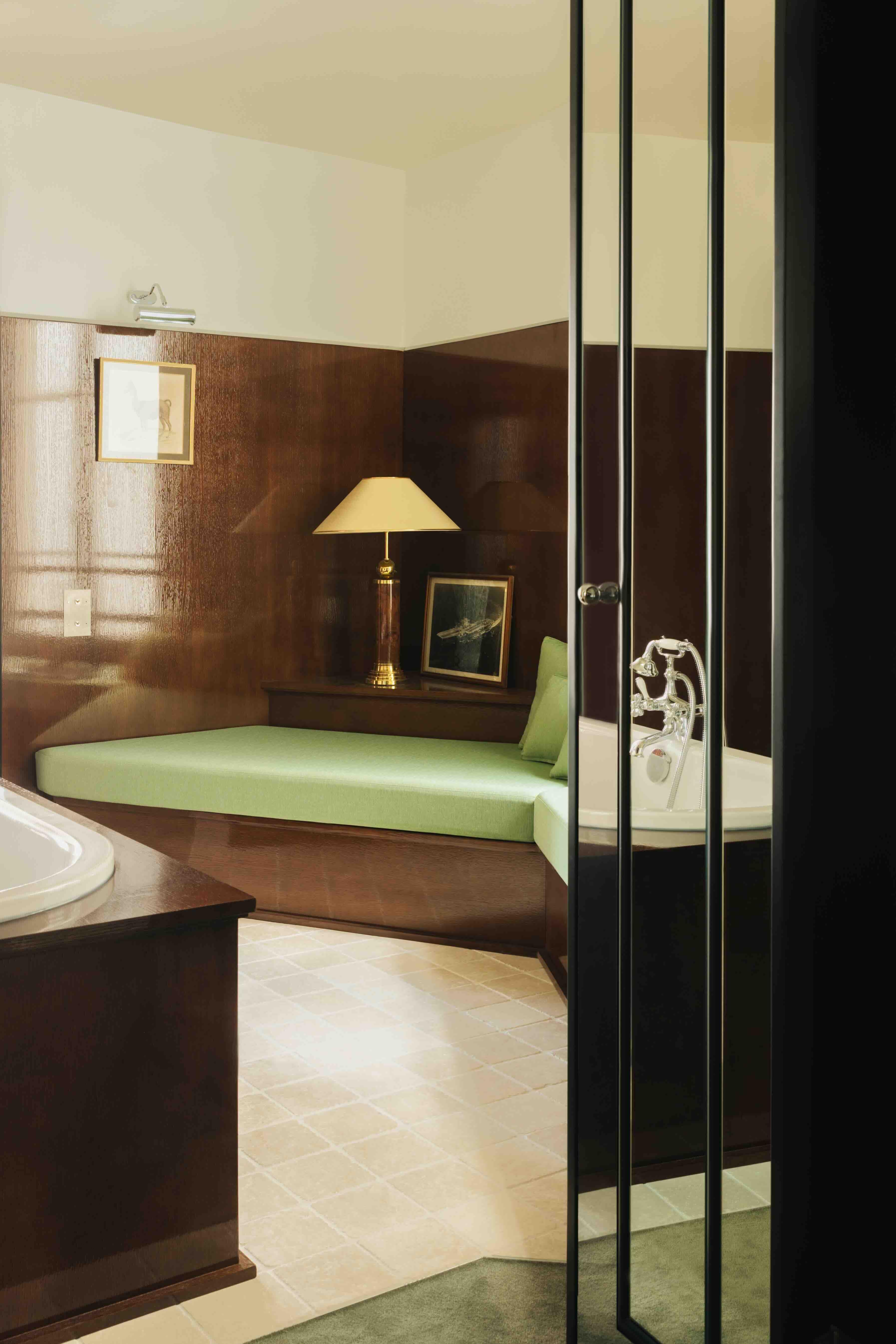 Le style de Necchi Architecture à l’une des Suites Cinabre © DR