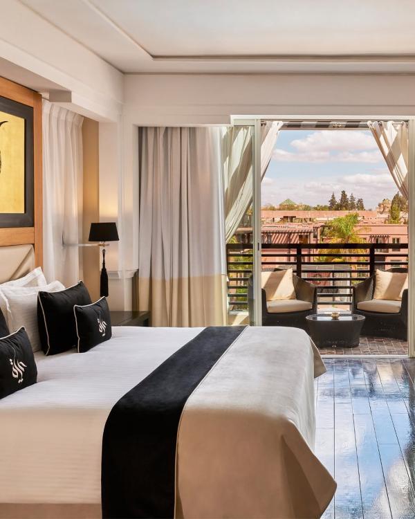 Une chambre dans l’hôtel de luxe © Barrière 