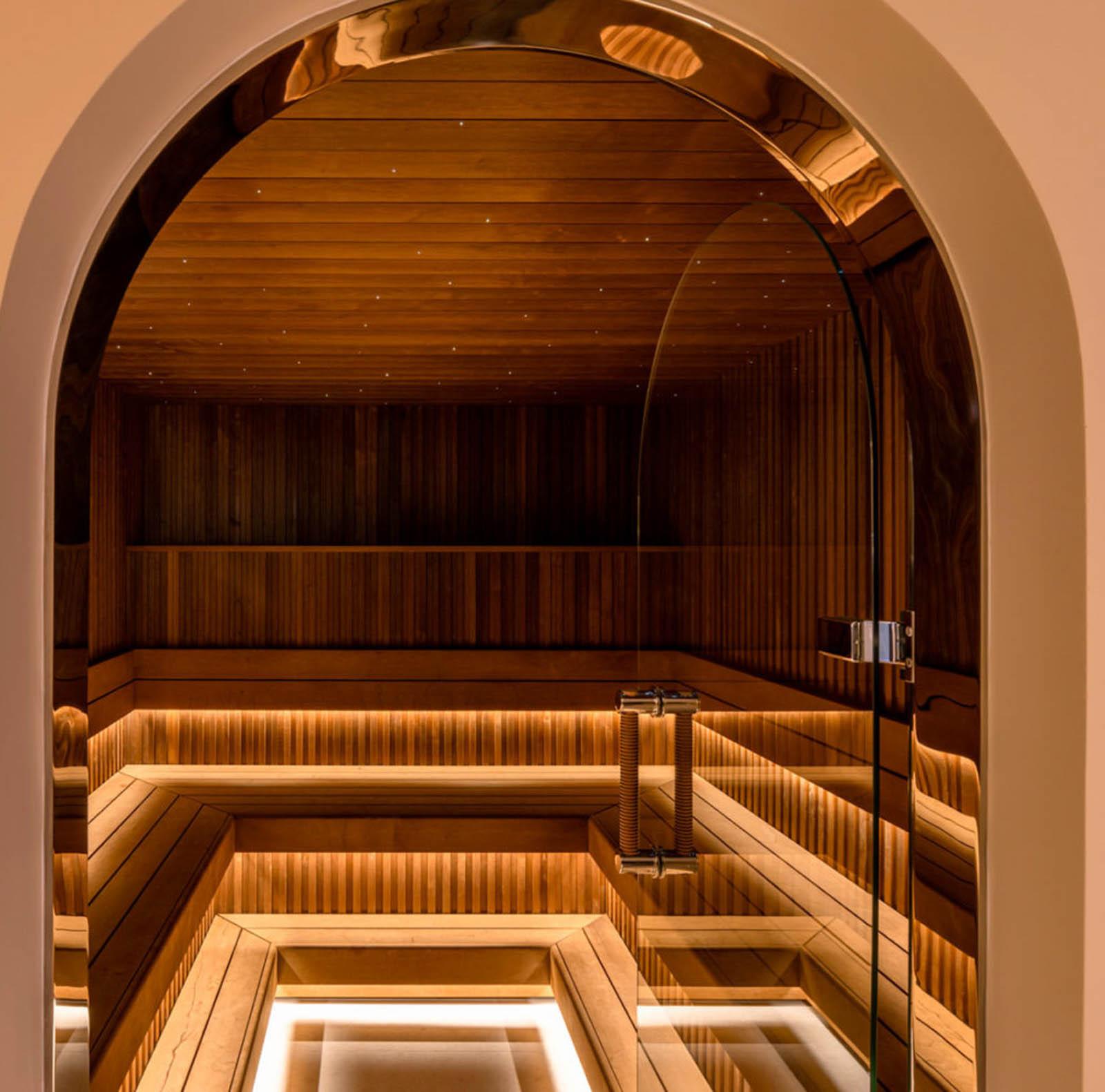 Sauna du Byblos, spa by Sisley © Alexandre Chaplier