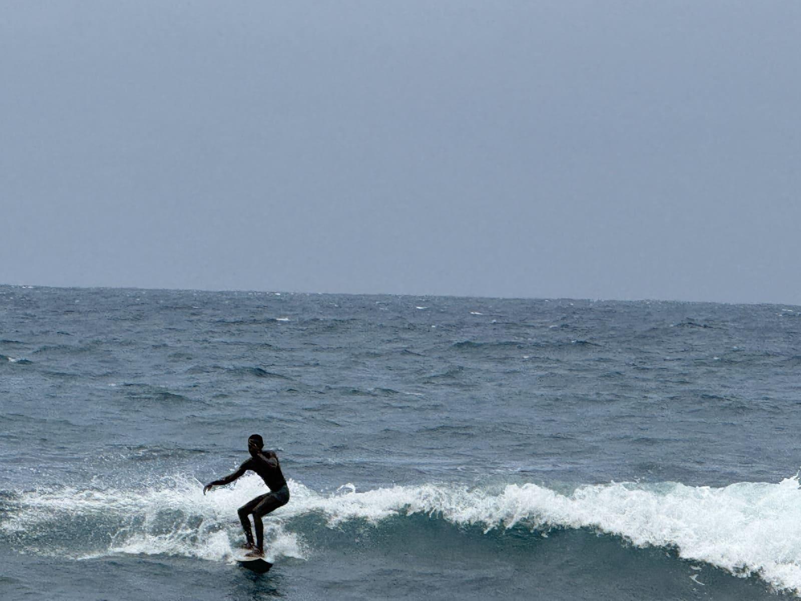 Profiter des vagues © Pascale Missoud