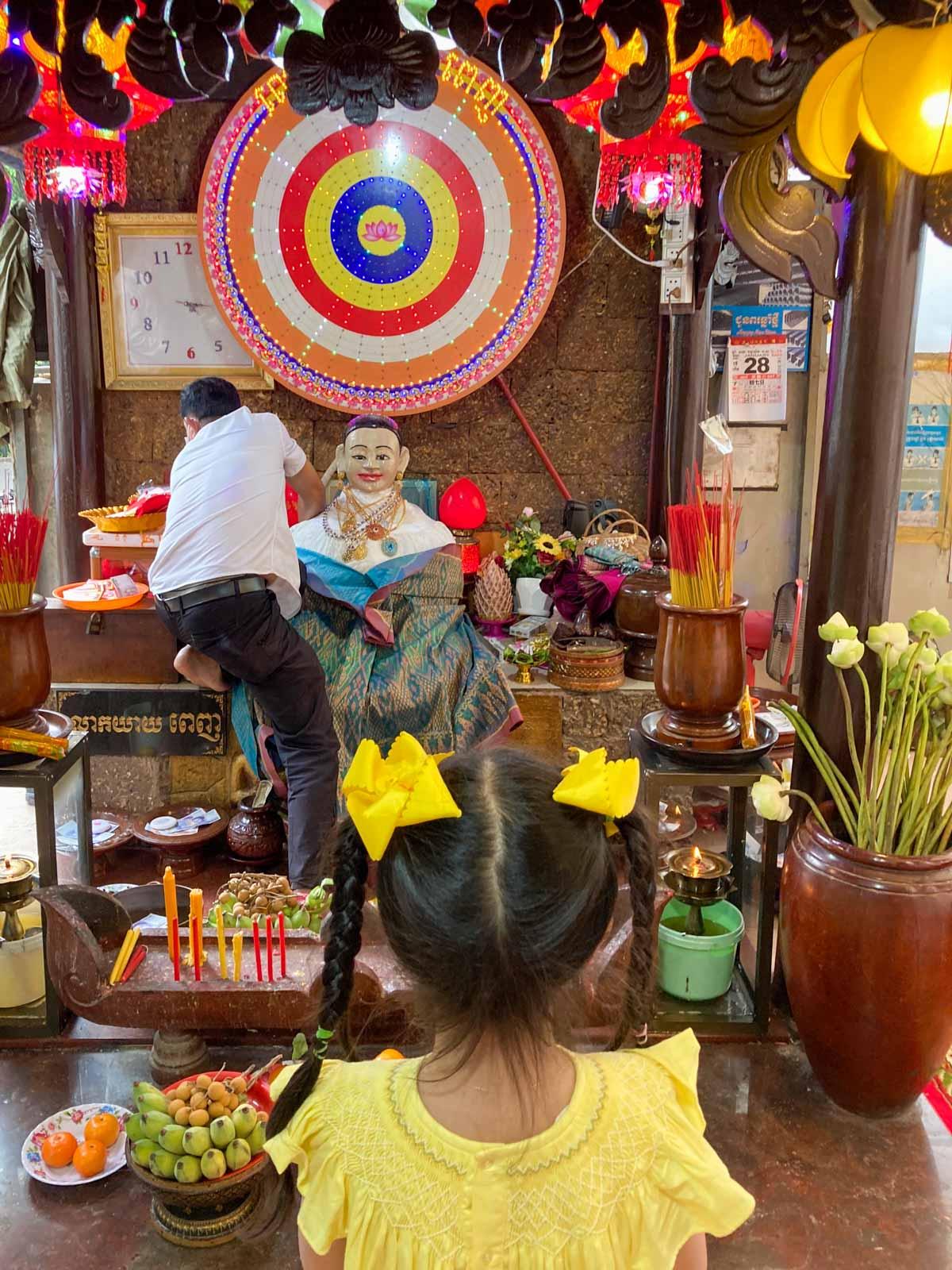 Madame Penh, toujours très vénérée © Pascale Missoud