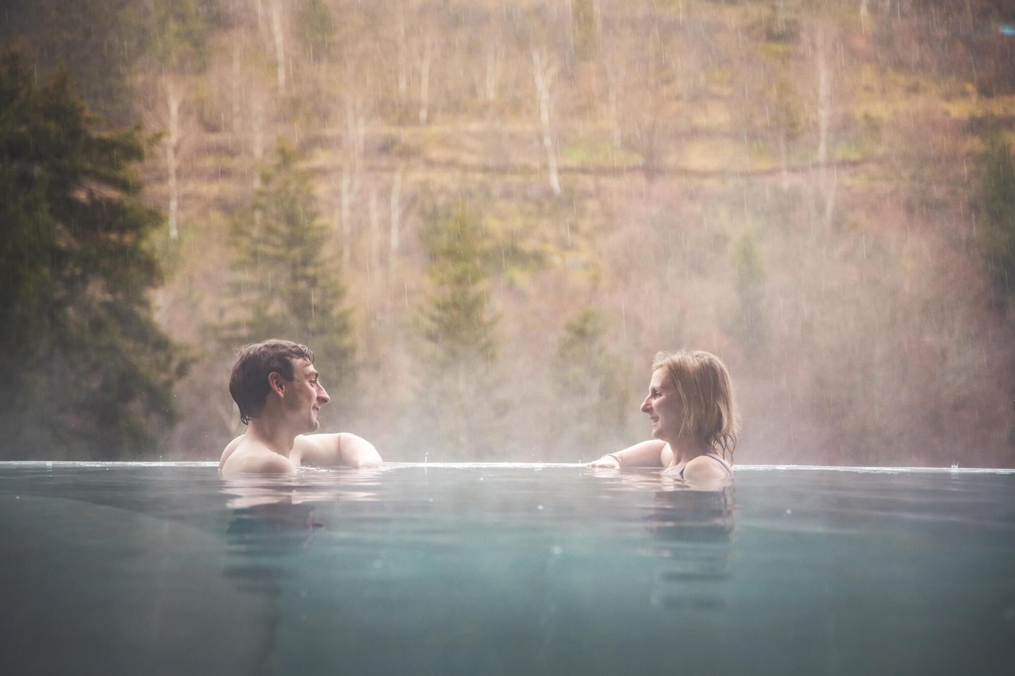 La piscine extérieure © ART GE Pierre Defontaine