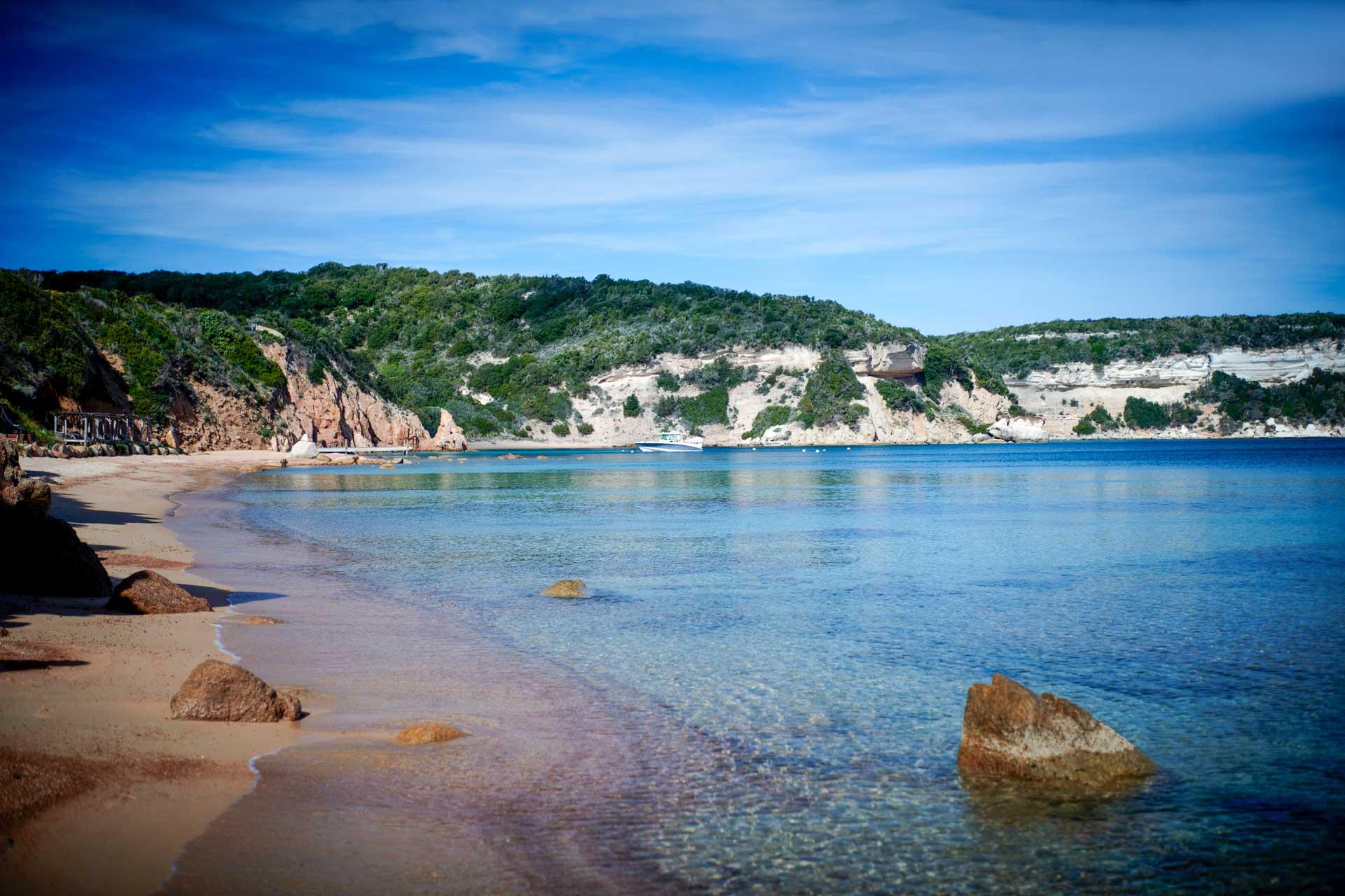 Plage de l’hôtel de luxe © Ian Abela