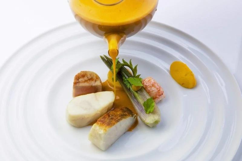 Plat au restaurant gastronomique de l’hôtel Fleur de Loire © DR