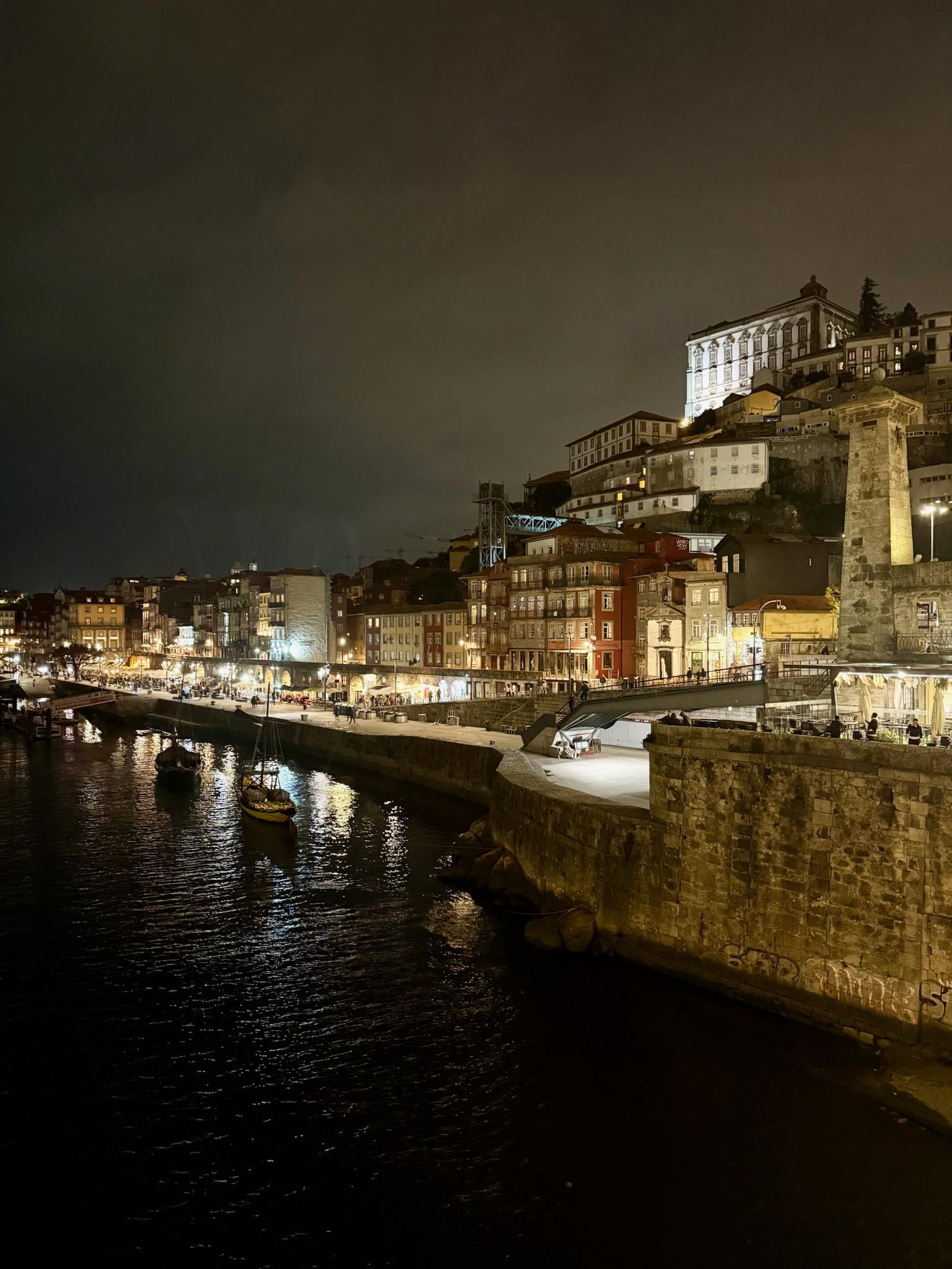 Porto de nuit © Emmanuel Laveran