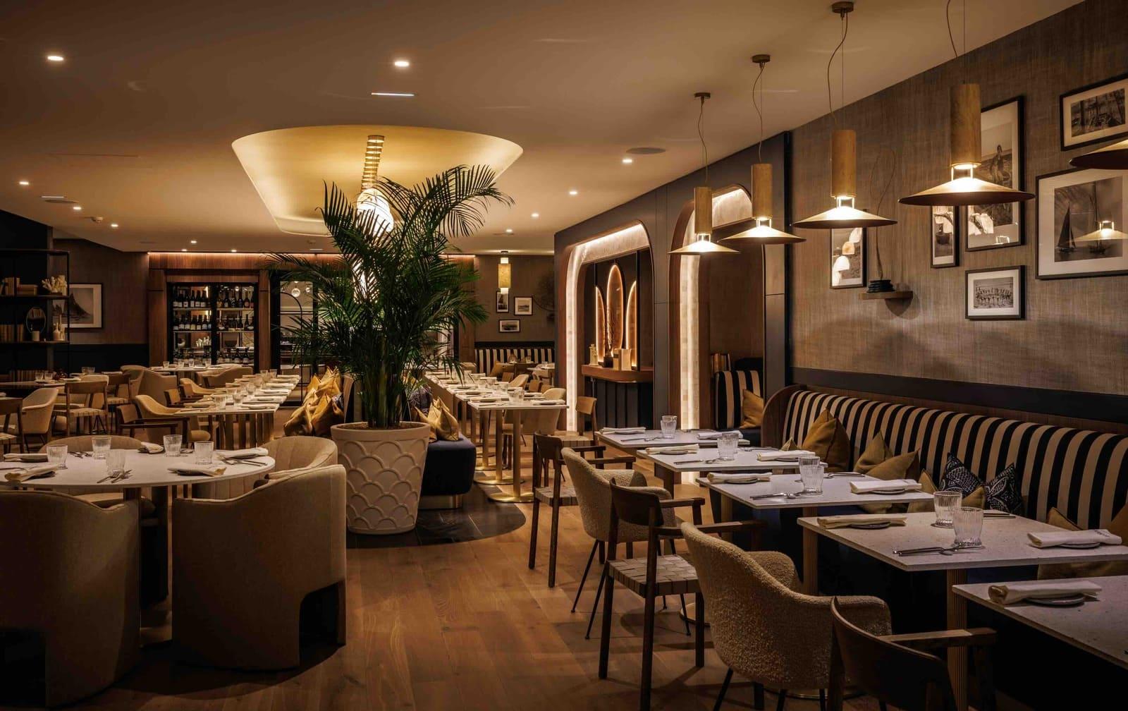 Le restaurant 1906 © Christophe le Potier 