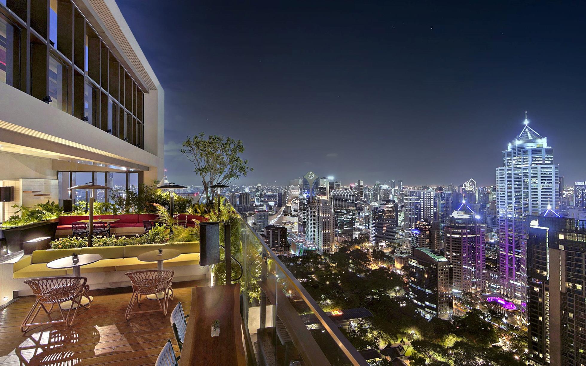 Le rooftop de l’hôtel à Bangkok © Kimpton