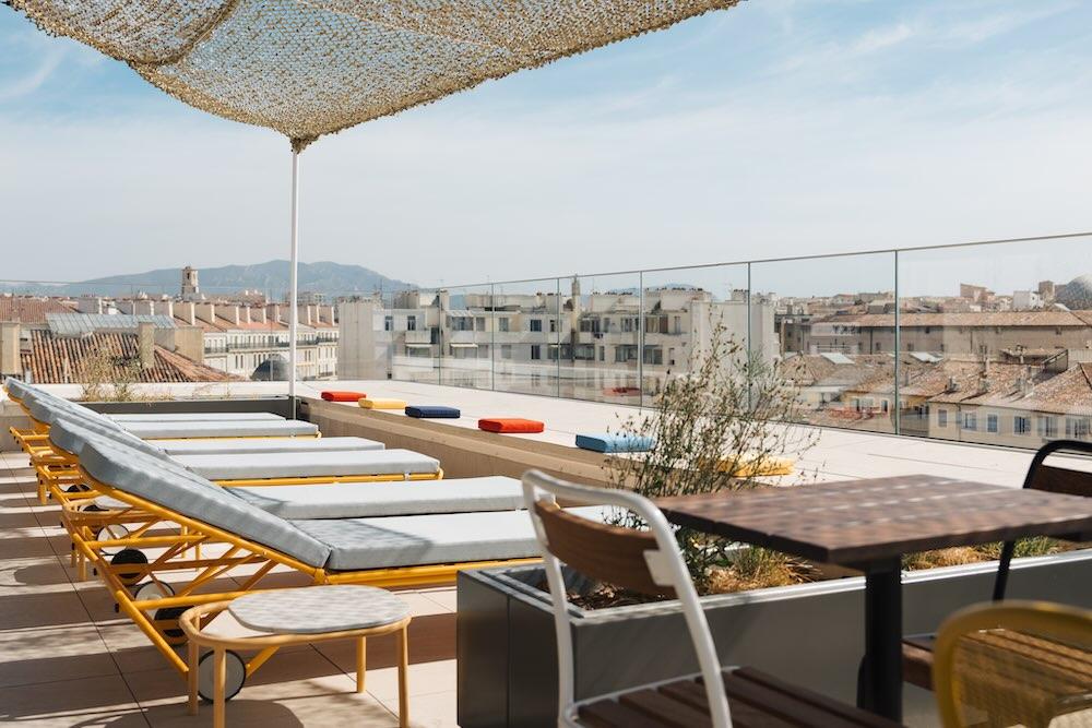Terrasse avec vue au Ruby Lilou, Marseille © DR