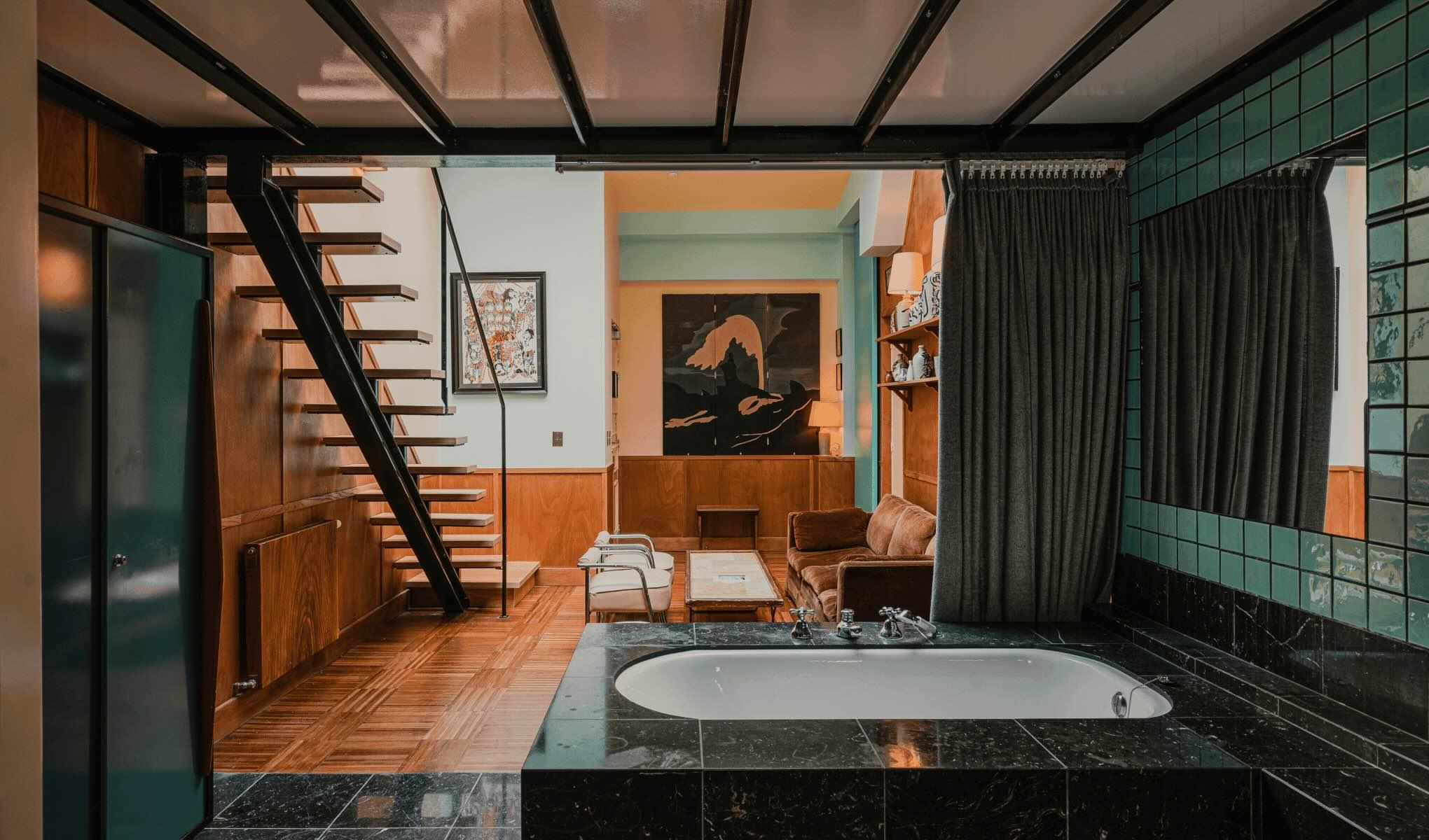 Réserver une suite duplex à l’hôtel de Paris 9 © Hôtel Amour