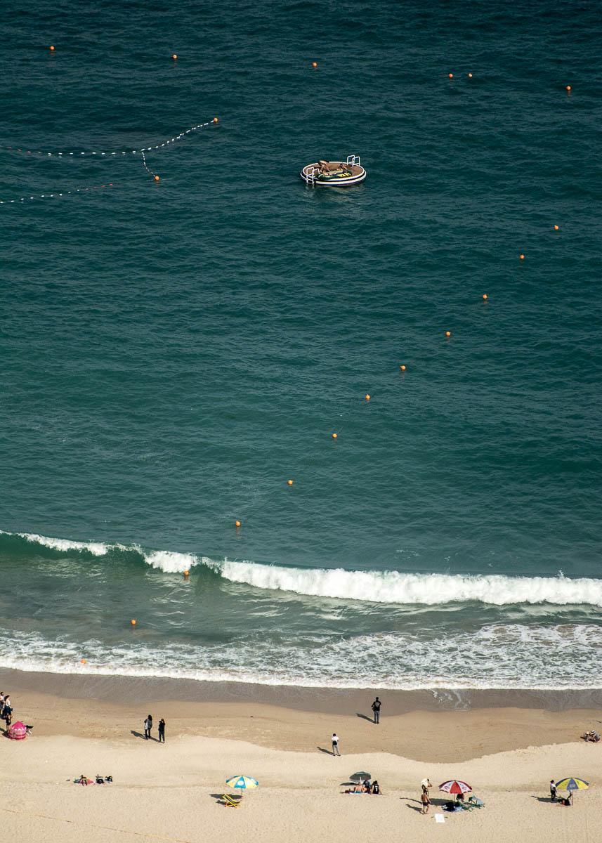 La plage de Repulse Bay, au sud de l’île de Hong Kong © Andrew Wulf