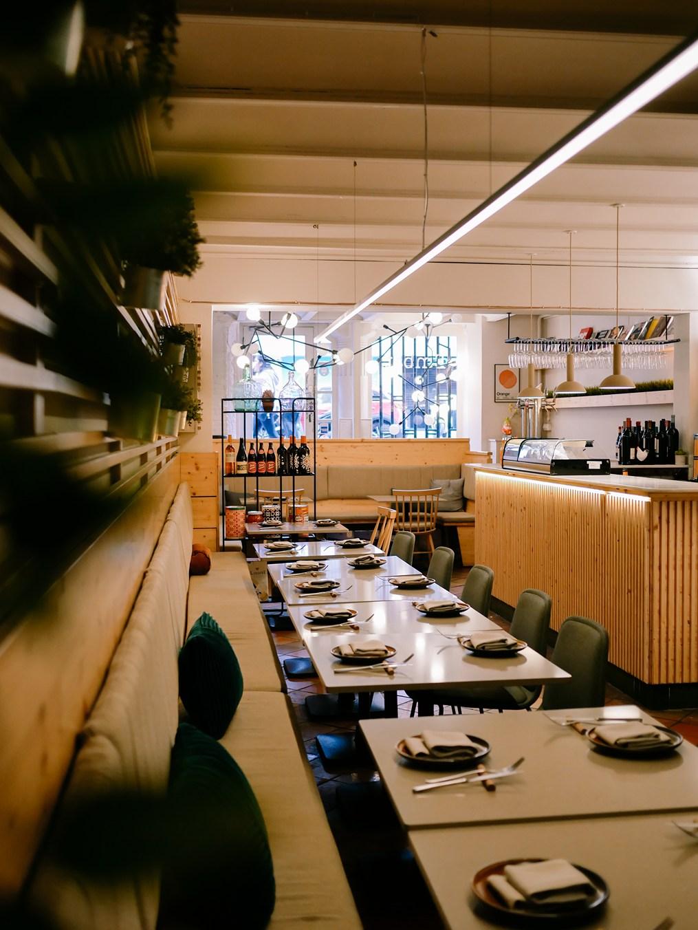Restaurant bistronomique dans le quartier Eixample à Barcelone © Embat