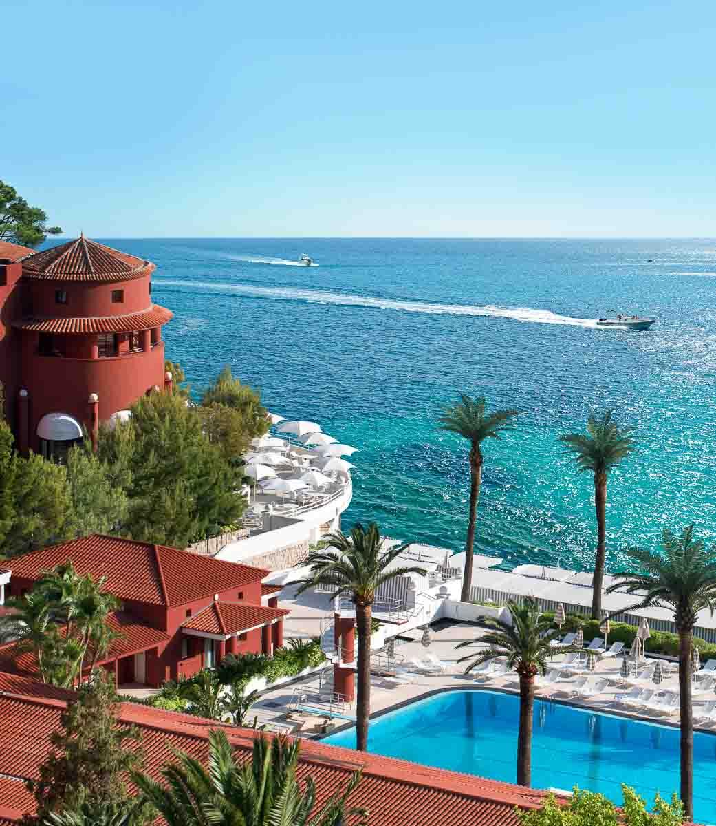 La piscine olympique du Monte-Carlo Beach, au bord de l’eau © SBM Monaco