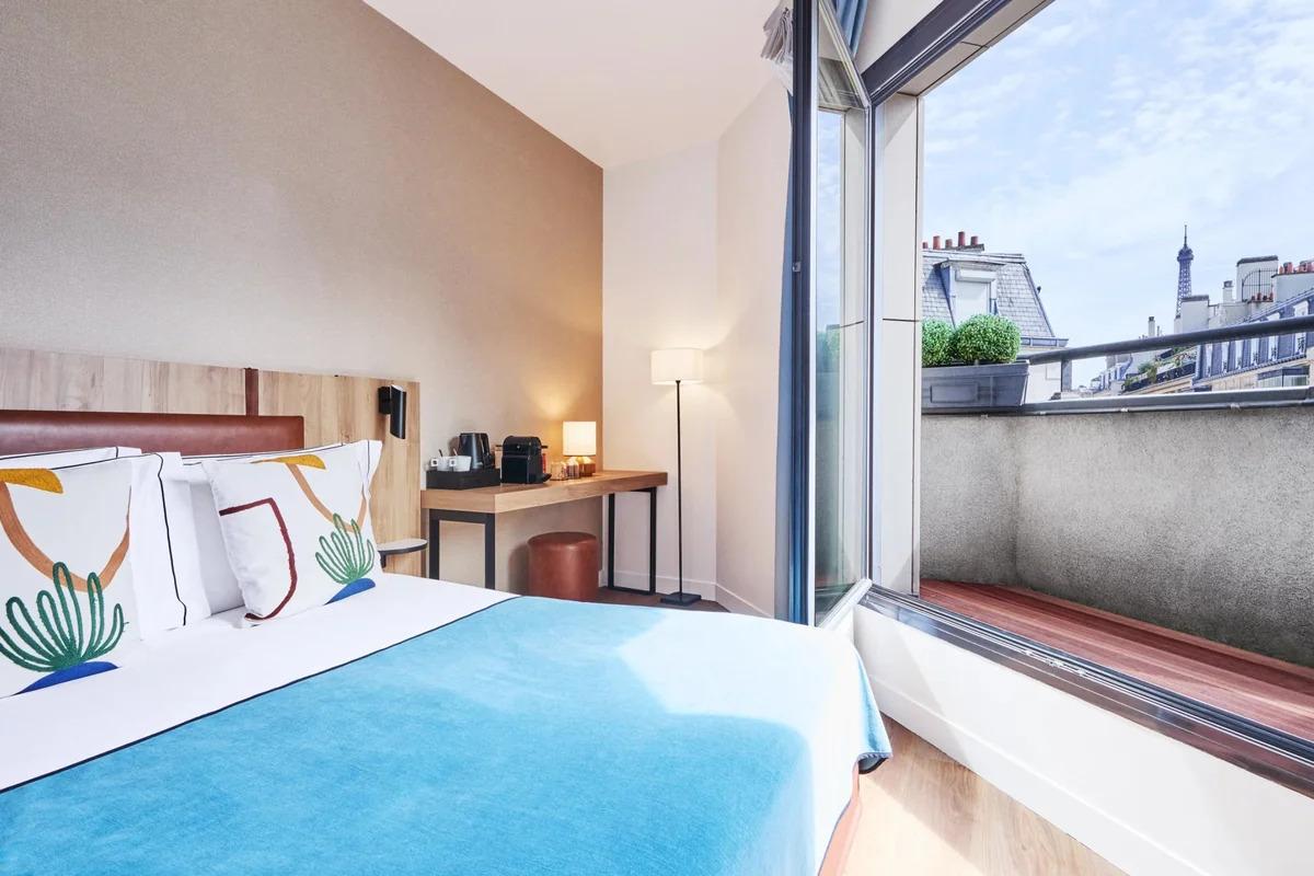 Chambre supérieure, Hôtel Plaza Tour Eiffel