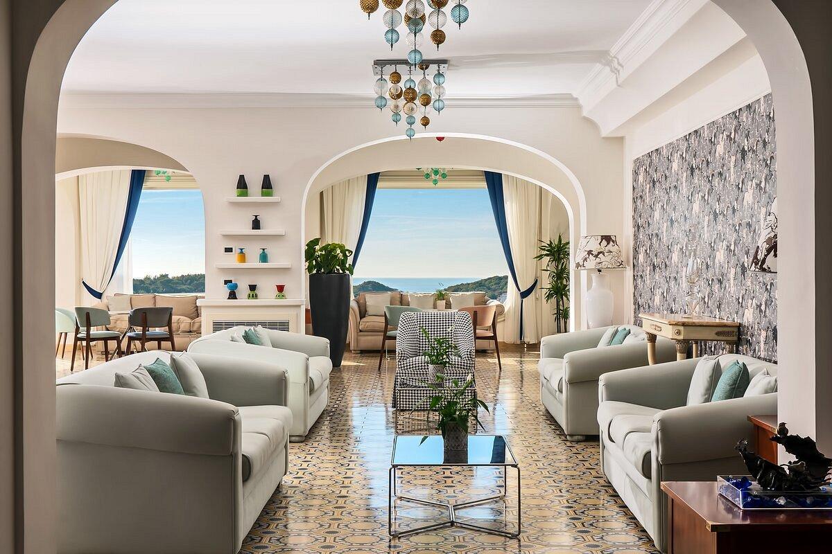 Les salons communs © Le San Montano Resort & Spa