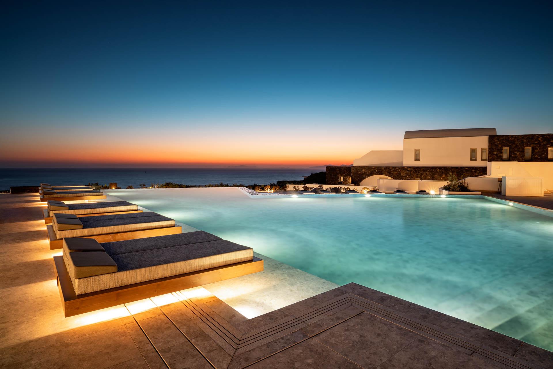 Un coucher de soleil à l’hôtel © Santo Pure Oia
