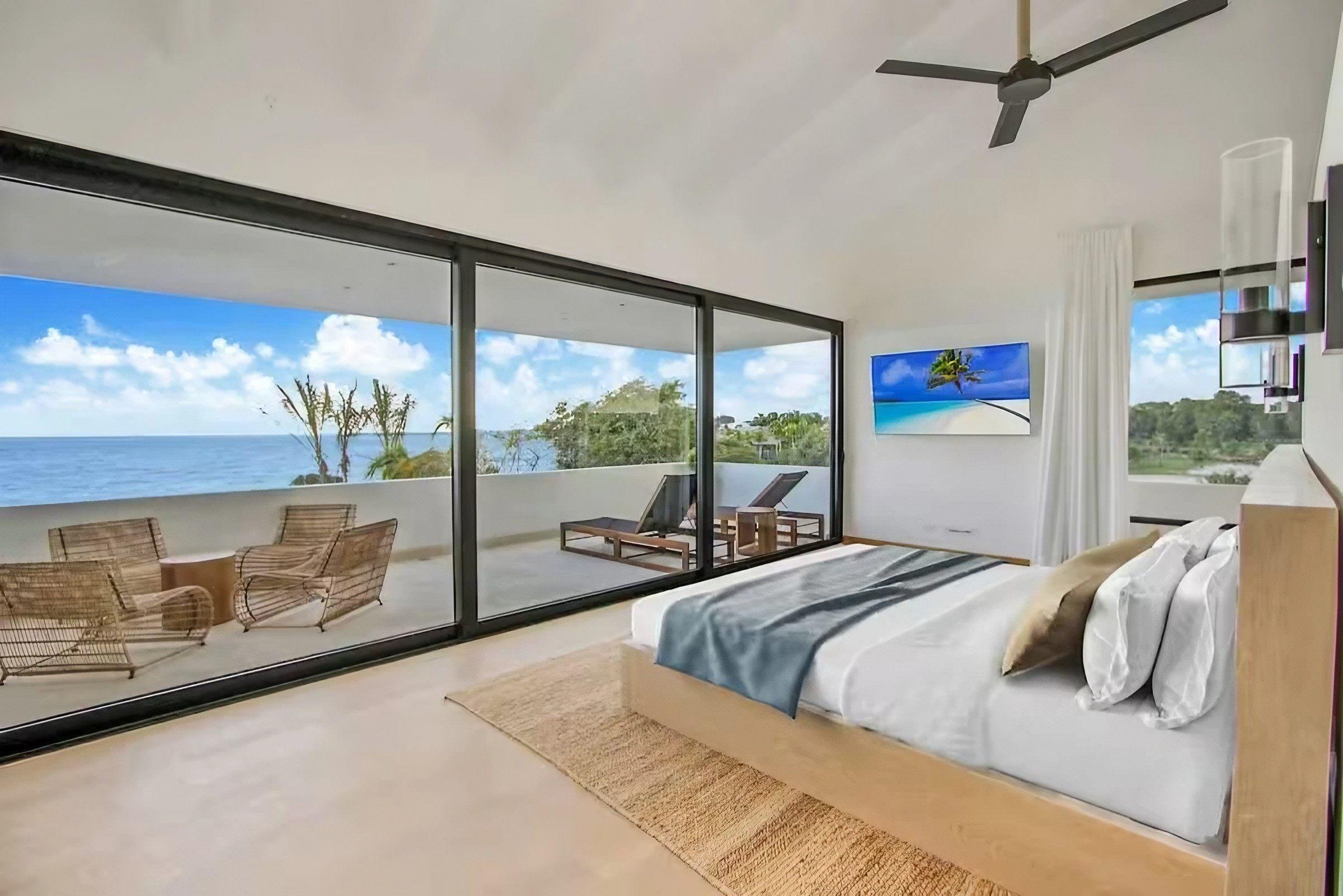 Suite avec vue mer dans un Airbnb haut de gamme aux Caraïbes © Airbnb