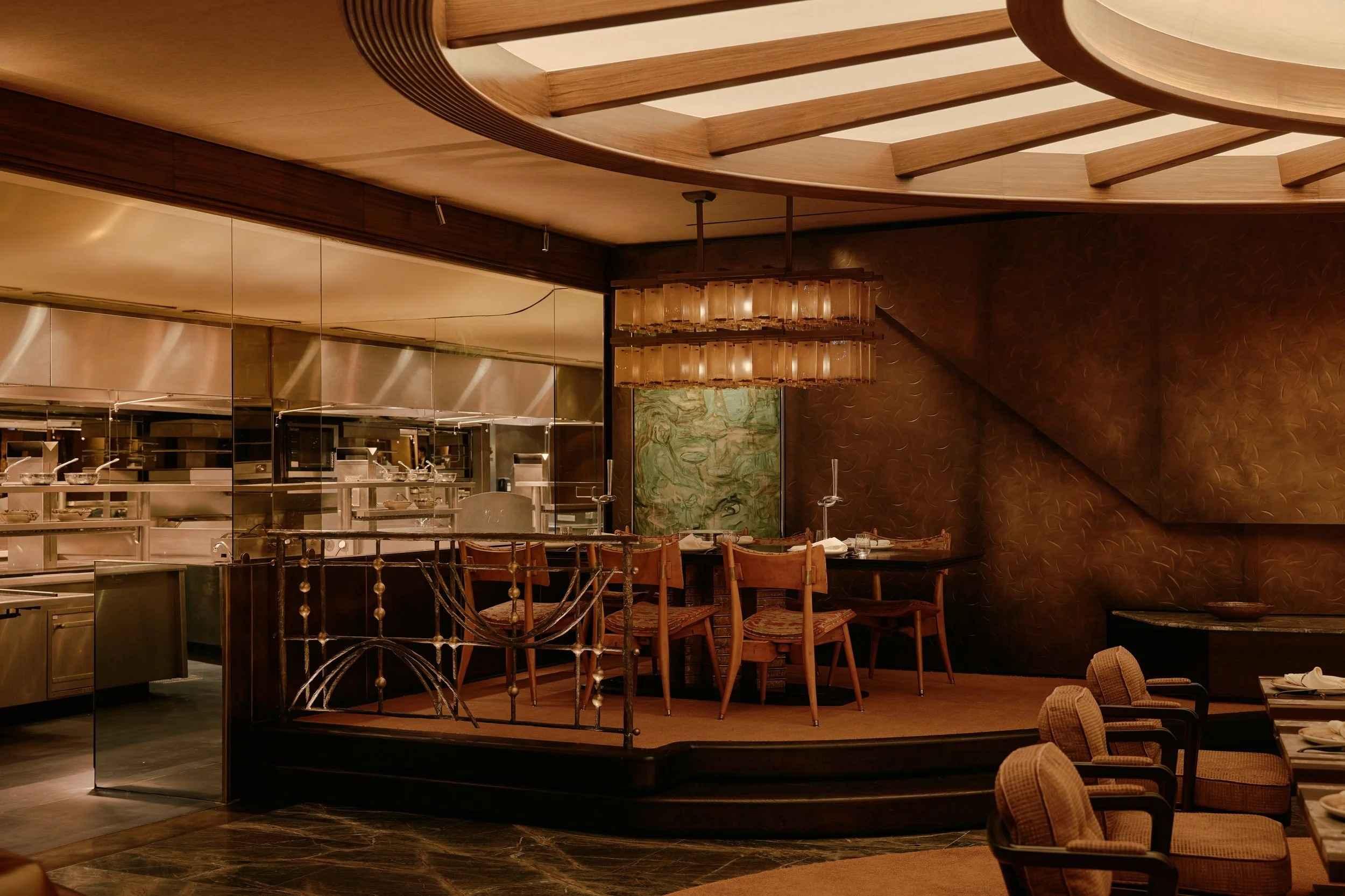 Table du chef du restaurant gastronomique Pur’ au Park Hyatt Paris-Vendôme © Hugo Toro