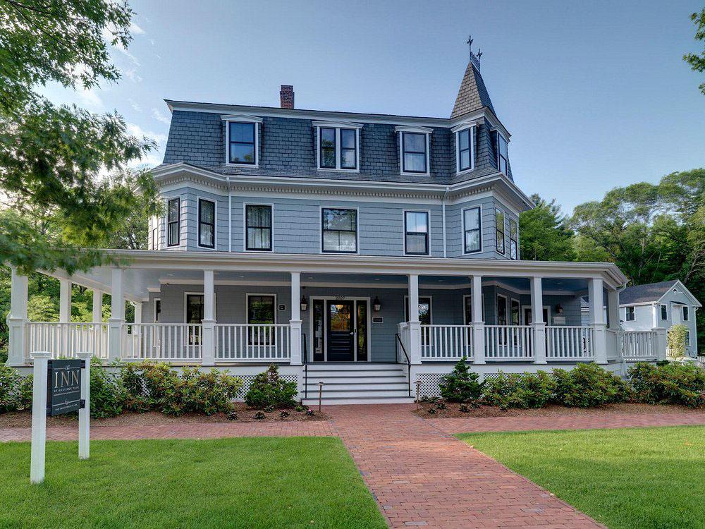 © The Inn at Hastings Park