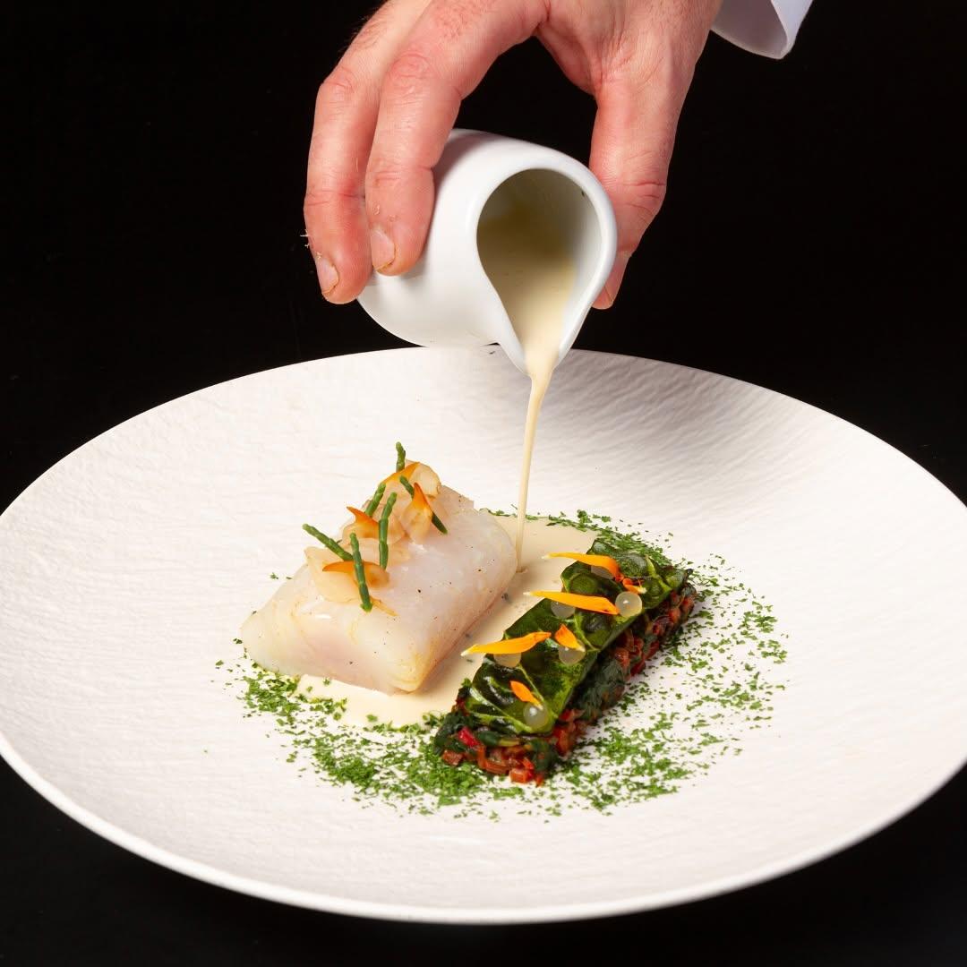 Un repas au restaurant de l’hôtel Edgar, cuisiné par le chef Sébastien David © agence_captivate