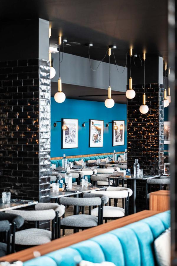 Dîner au restaurant de l’hôtel © Valentin Vion 