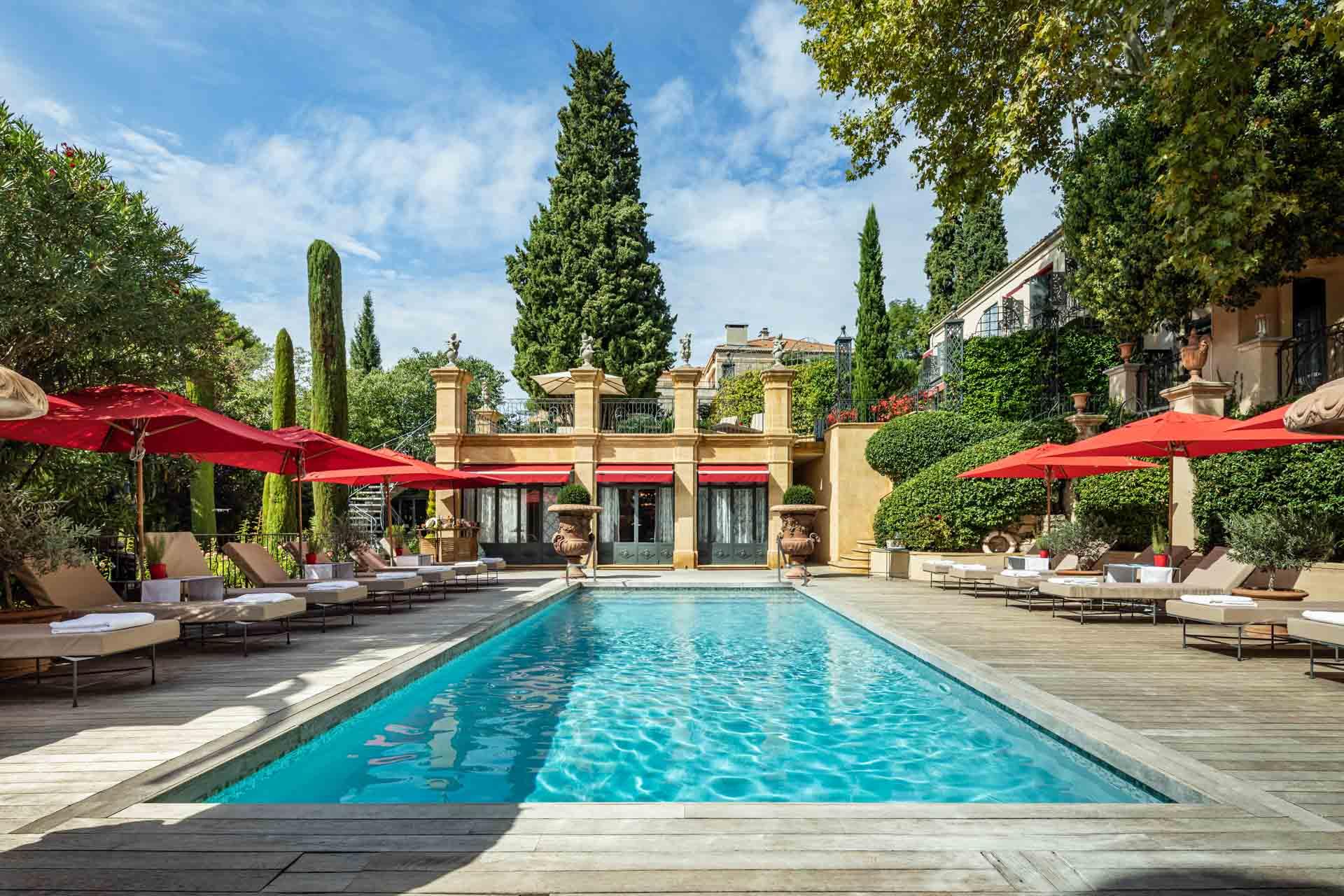 Villa Gallici - piscines © Sas Baglioni Hotels France 