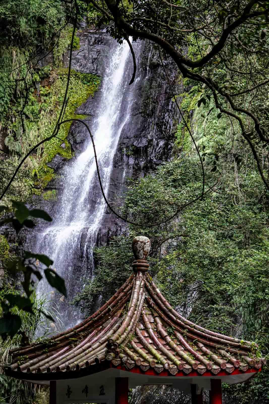 La cascade de Wufengchi dans le comté de Yilan