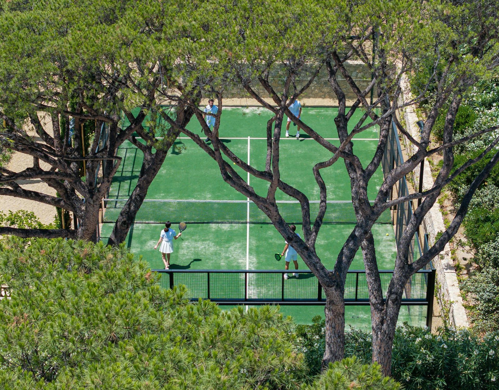 Padel Château de la Messardière ©️hiddencliffs