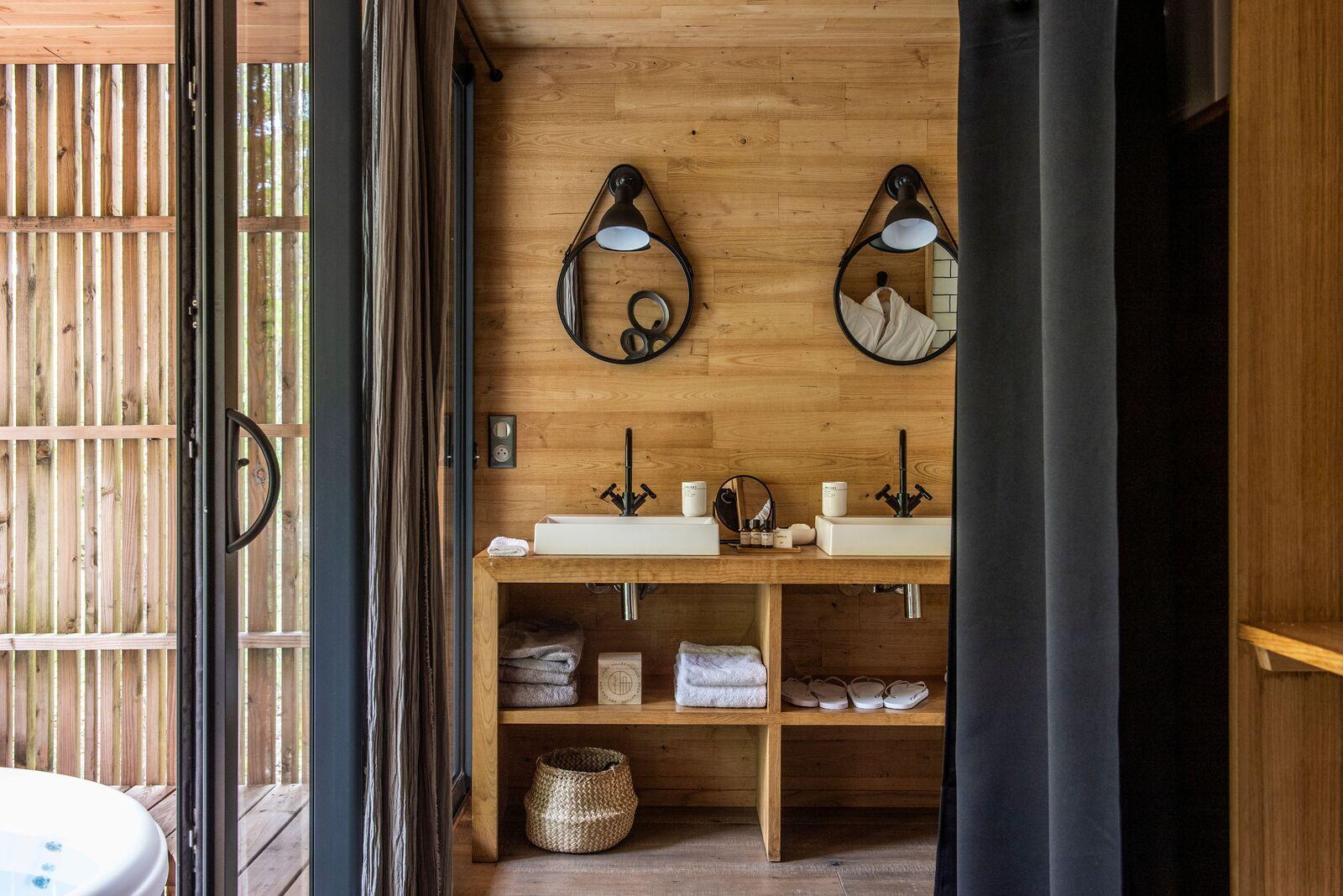 La salle de bain © Loire Valley Lodges 