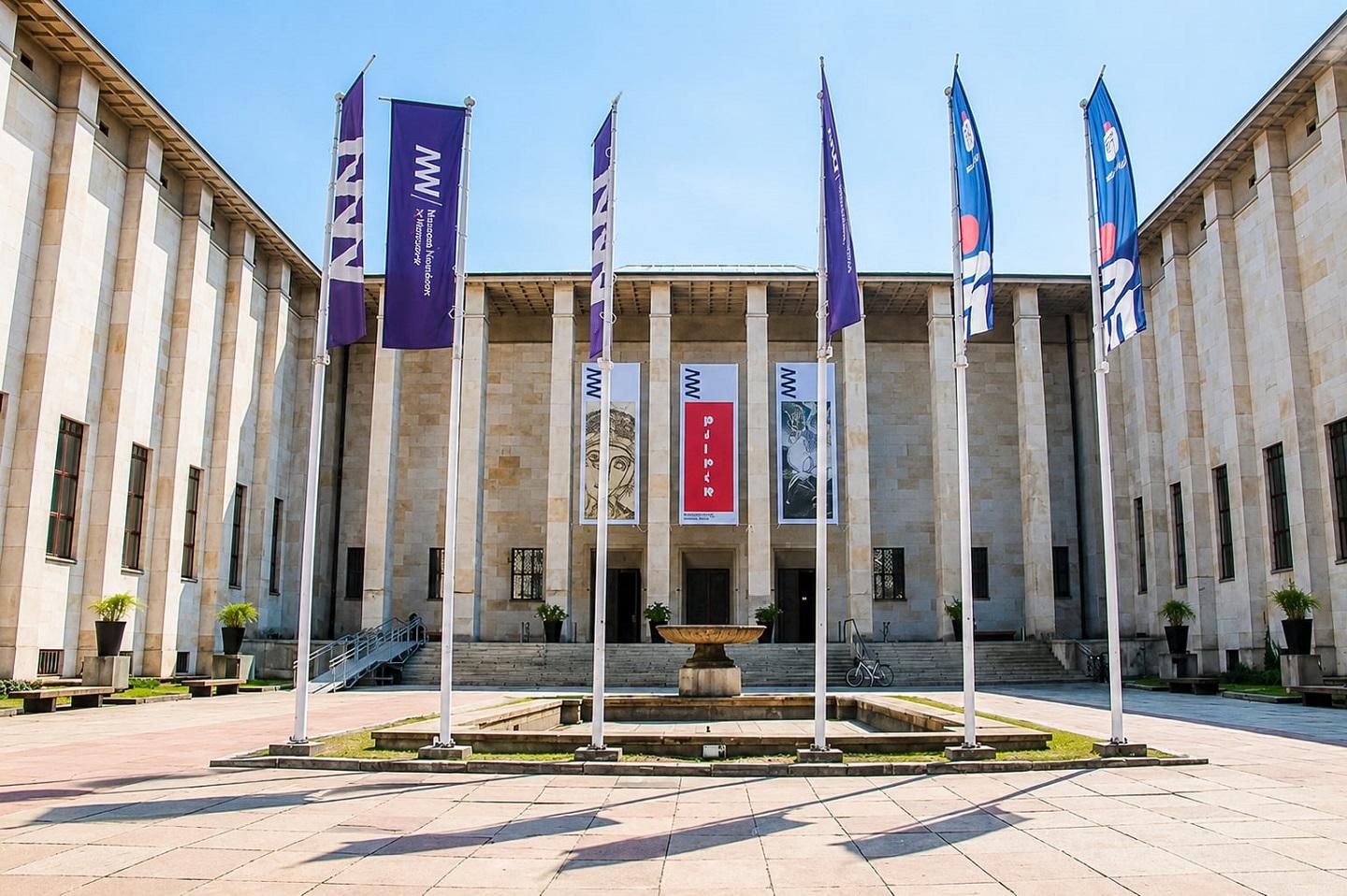 Façade du Musée national © MNW