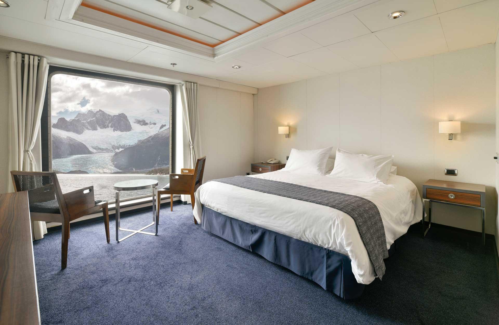 Vue plongeante sur les glaciers depuis les cabines © Rivages du Monde