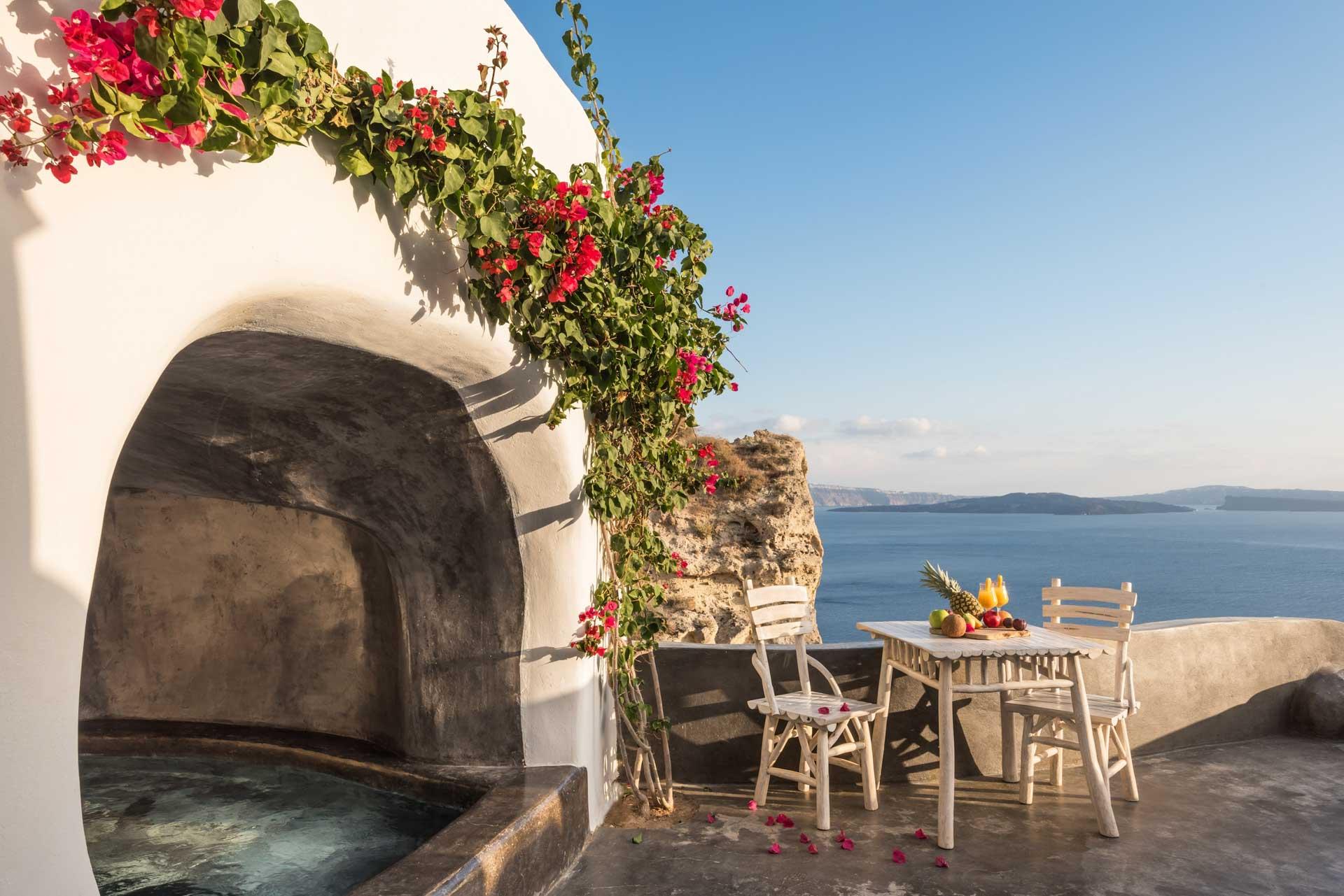 Suite Exécutive avec petite piscine de grotte © Andronis