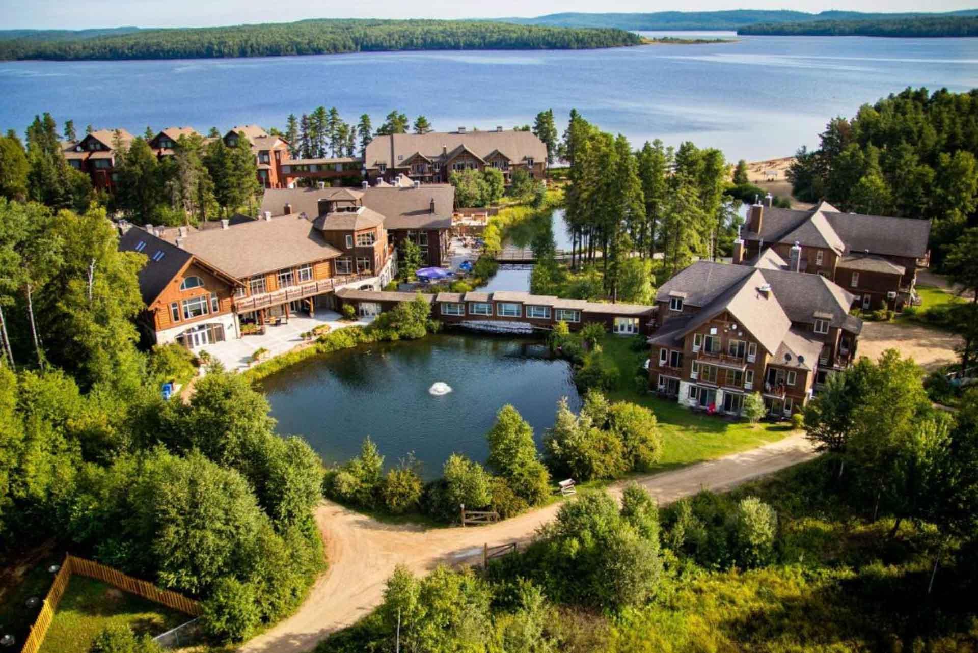 Auberge du Lac Taureau © DR