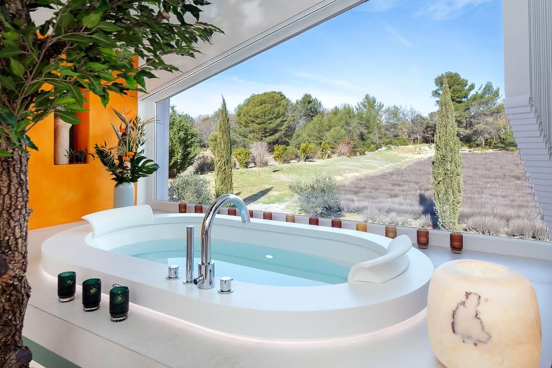 Un week-end en amoureux avec jacuzzi privatif dans le Sud