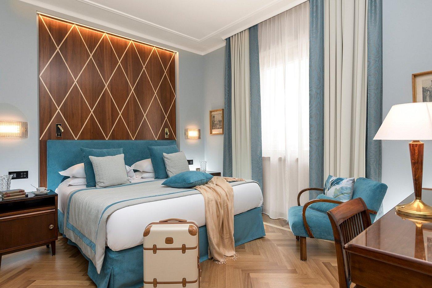 Une suite au charme rétro de l’Hôtel Mediterraneo © DR