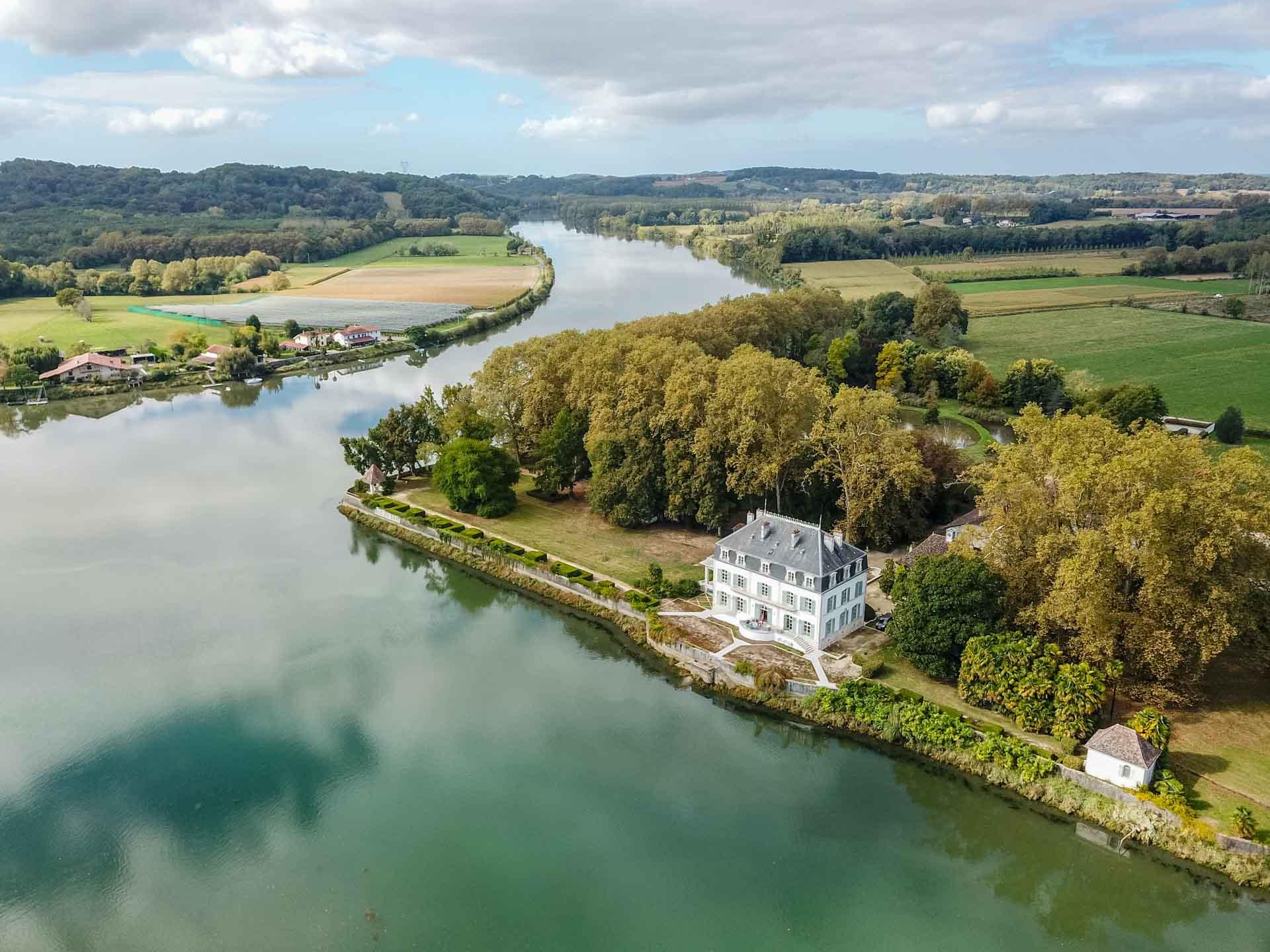 Le Château du bec du Gave, à la limite du département des Landes © Château du bec du Gave