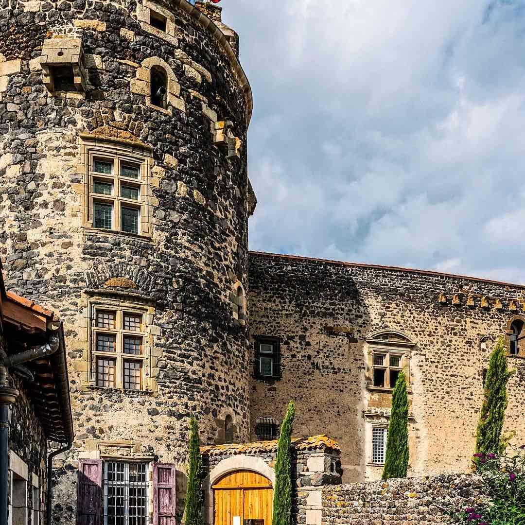 Château de Saint-Vidal © DR