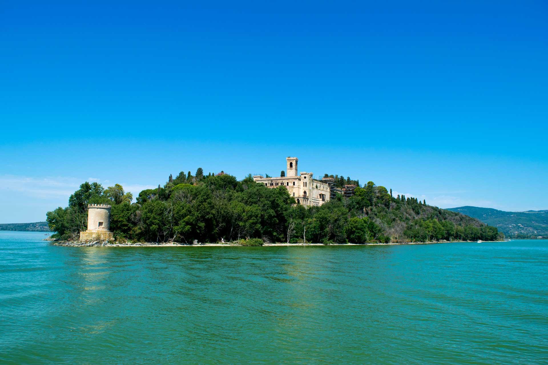 Le lac Trasimène, un must d’un itinéraire en Ombrie ©DanielHouwing 
