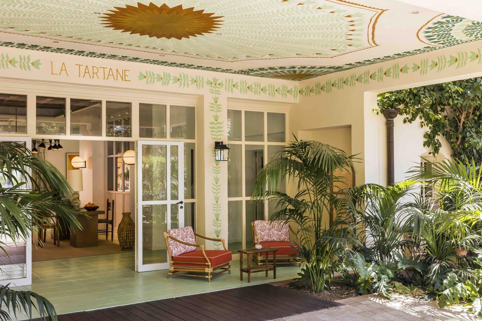L’entrée de l’hôtel © Romain Ricard 