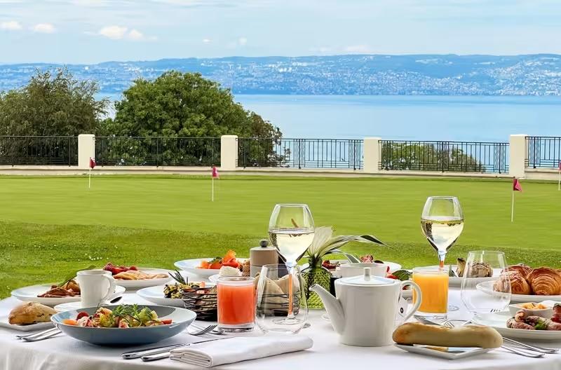 Brunch de Paques ©  Royal Evian Hôtel Royal