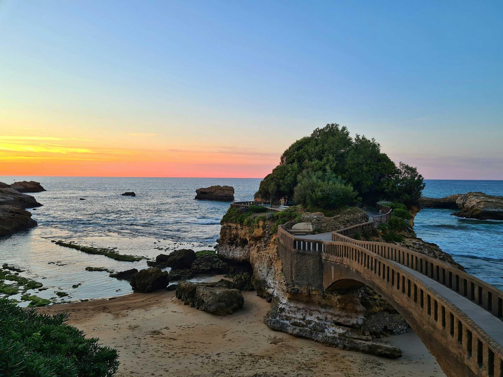 Road trip en van aux Pays Basque © Farbod Papoli 