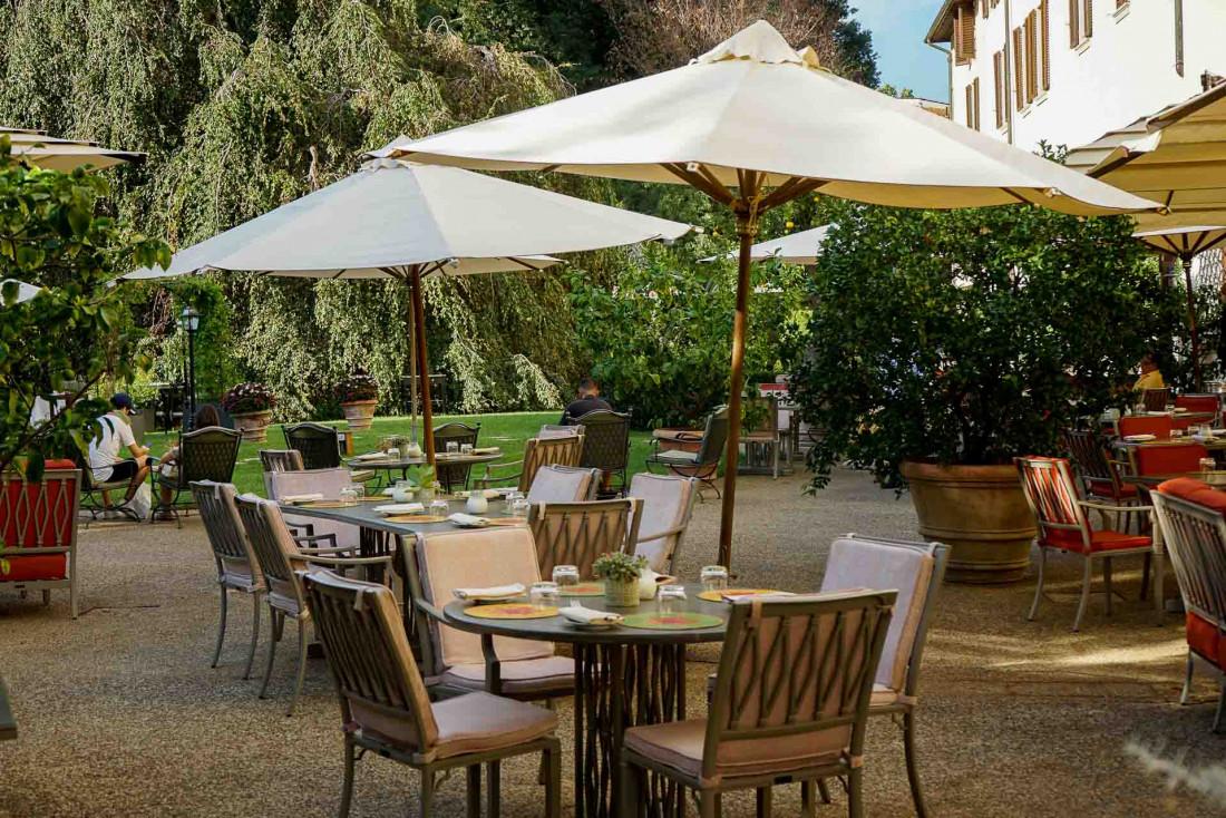 La terrasse dans les jardins du Four Seasons Hotel Firenze © MB/Yonder.fr