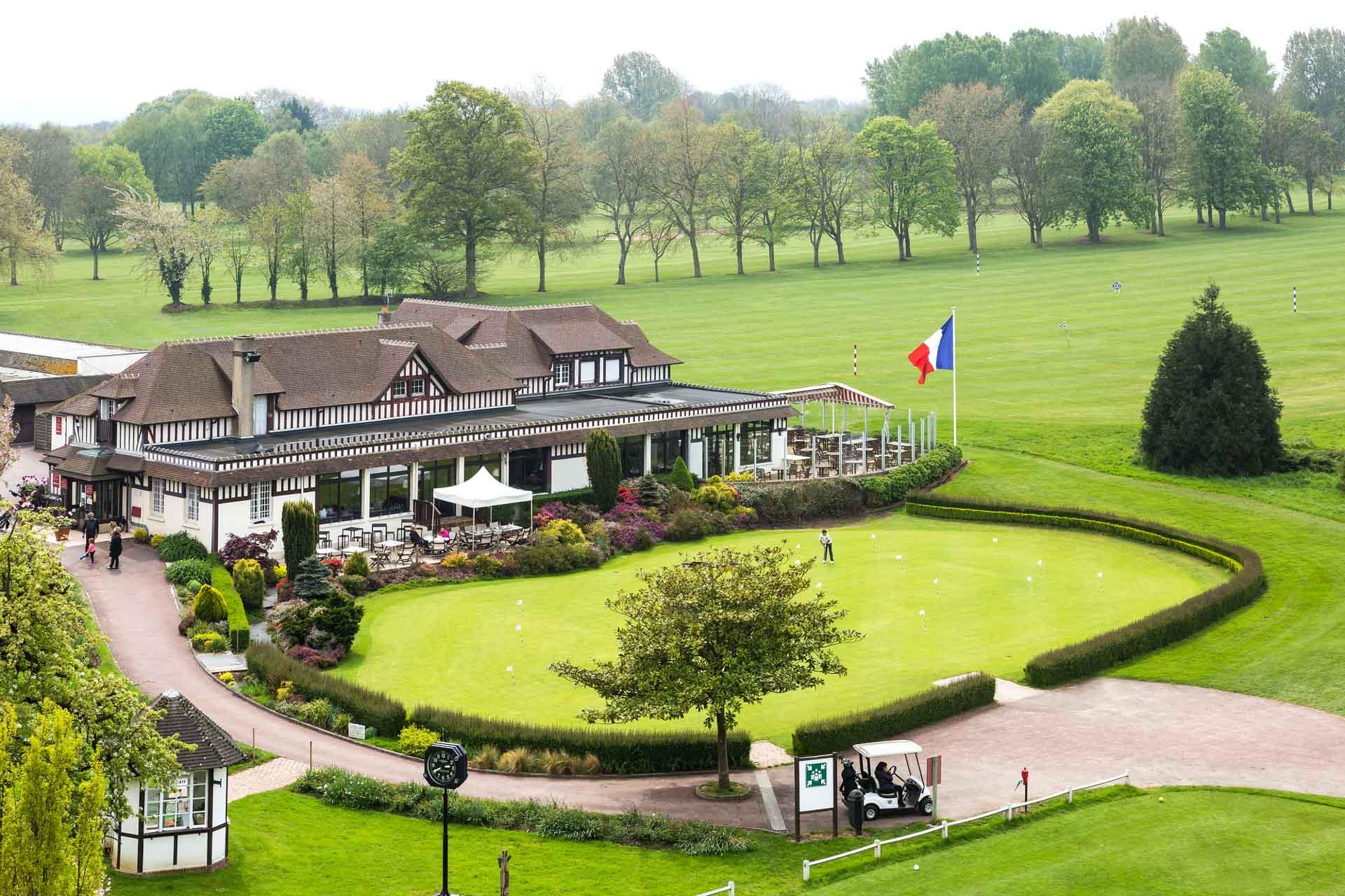 © Hôtel Barrière L’Hôtel du Golf Deauville