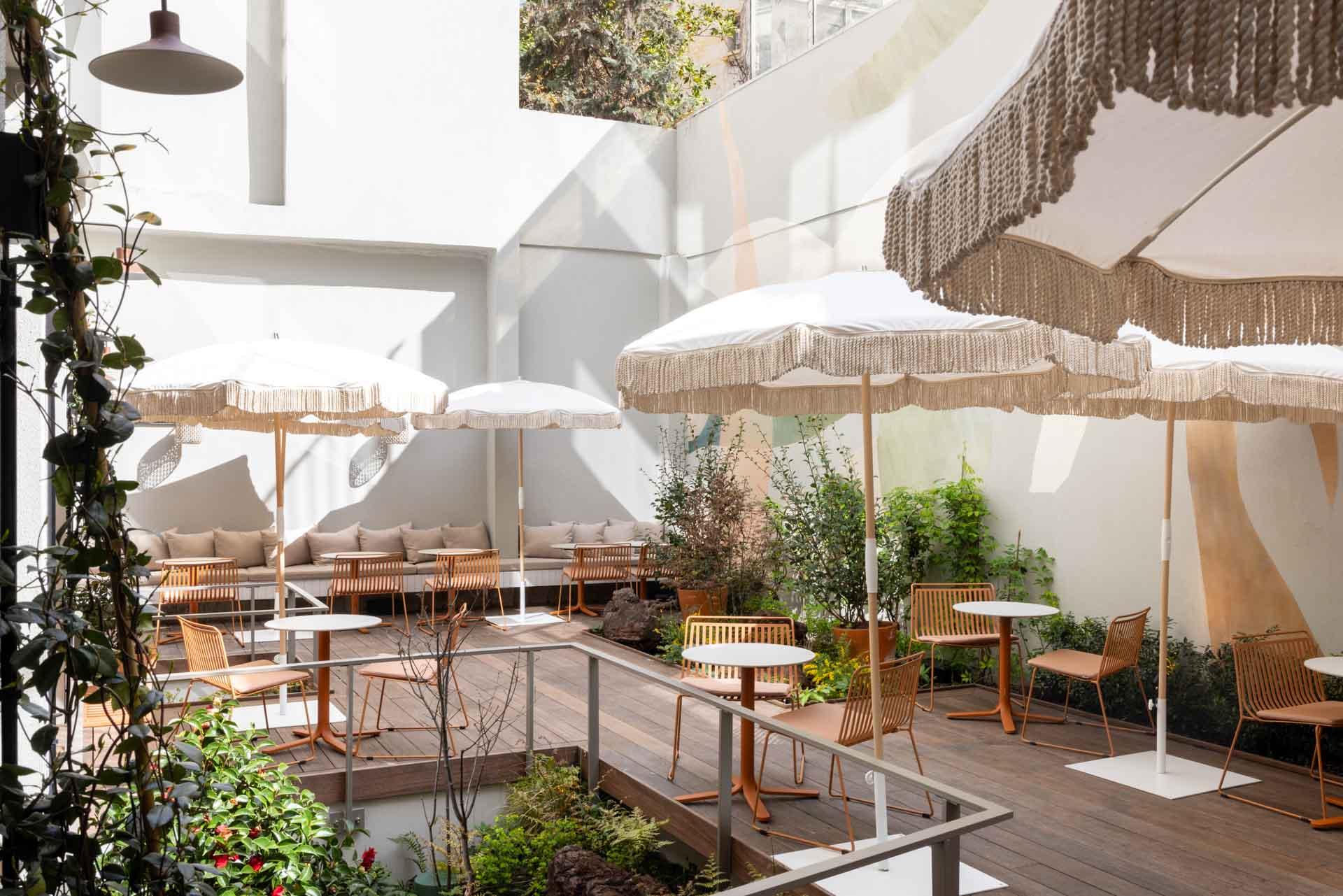 La terrasse de l’hôtel © Pilgrim