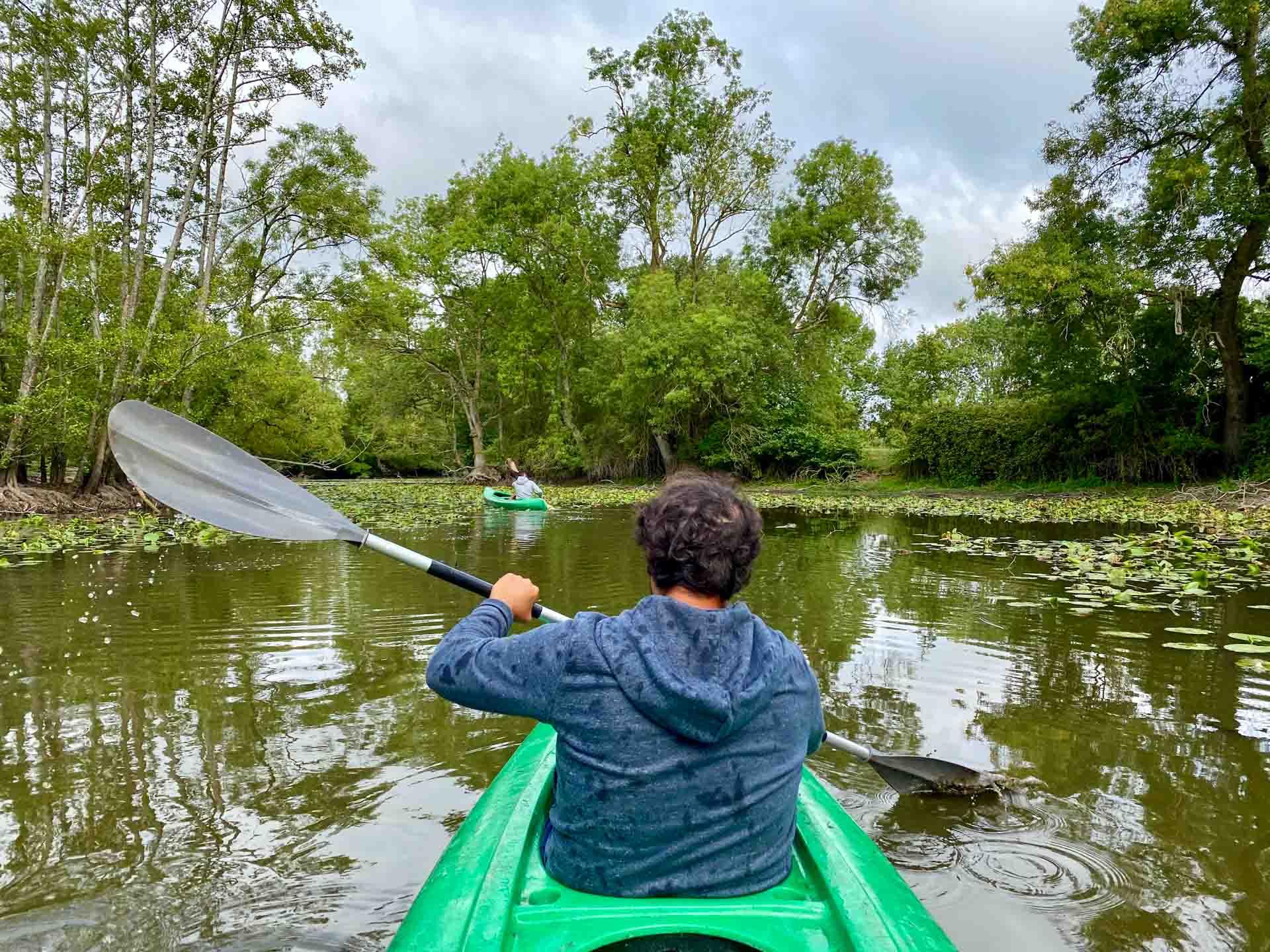 session kayak pour s’échauffer dans le parc du Château ©YONDER.fr/EL