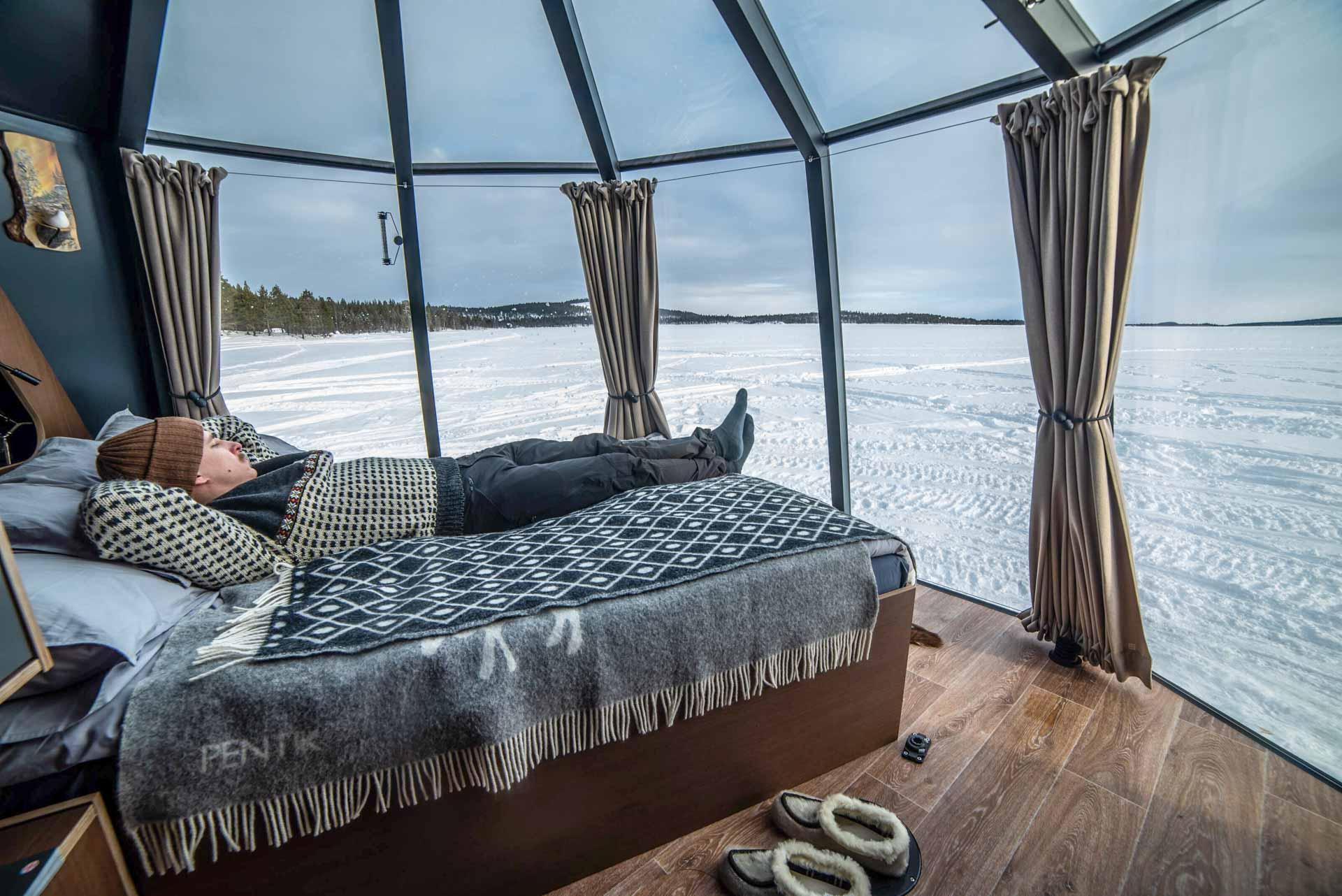 Lake Inari - Aurora Hut © Nellim Wilderness Hotel